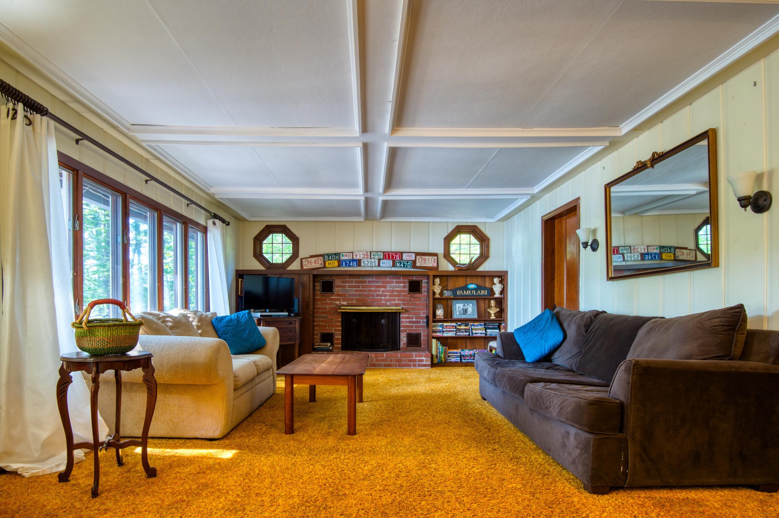 271 W Bay Road