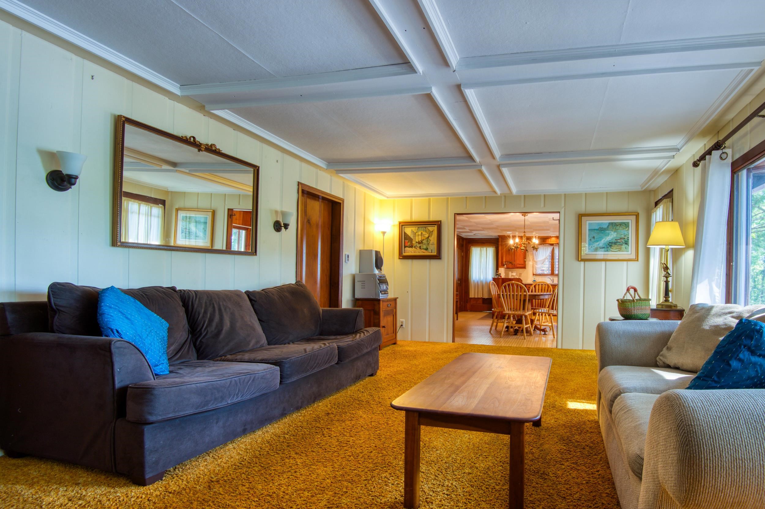 271 W Bay Road