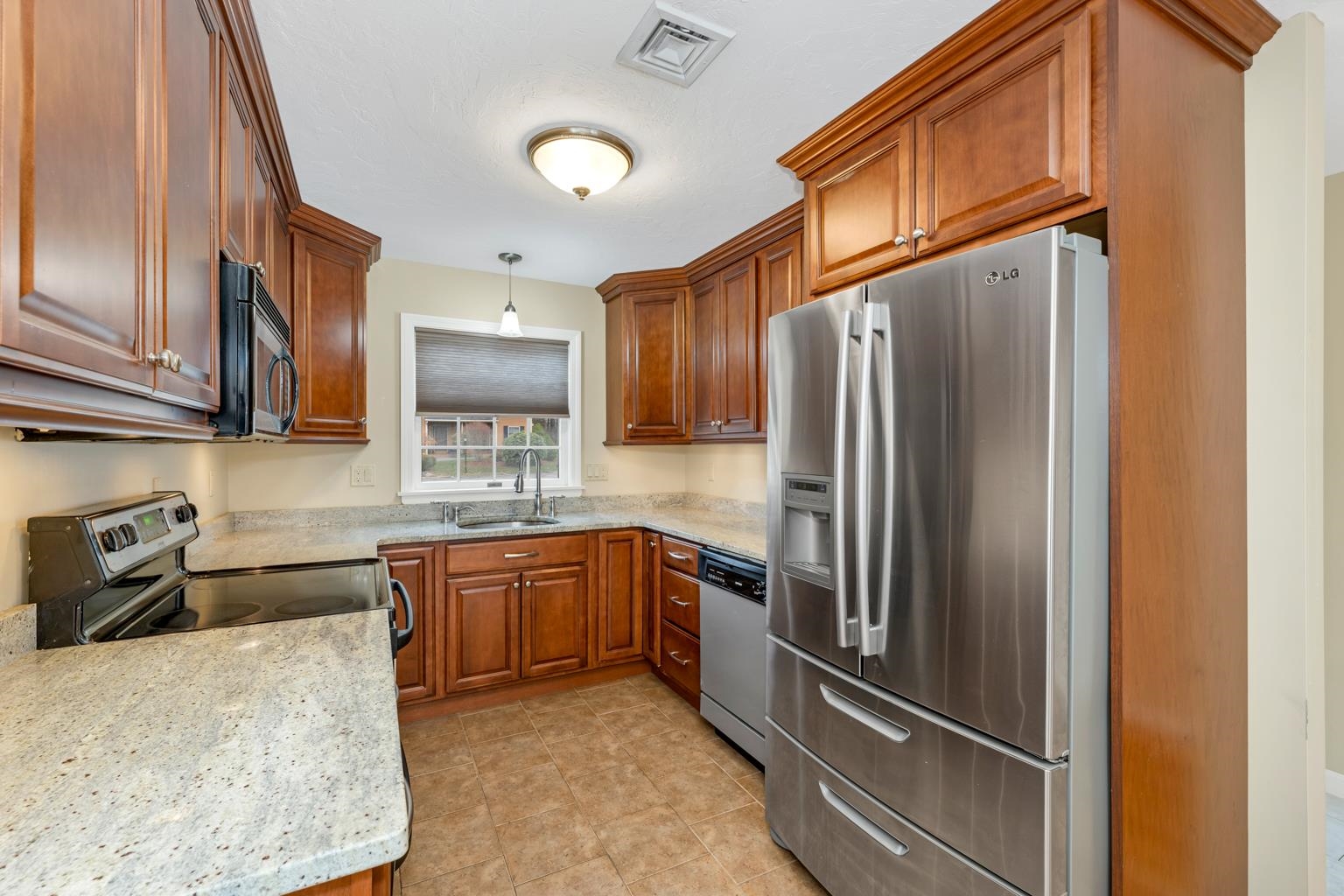 161 Endicott Street Unit: 3