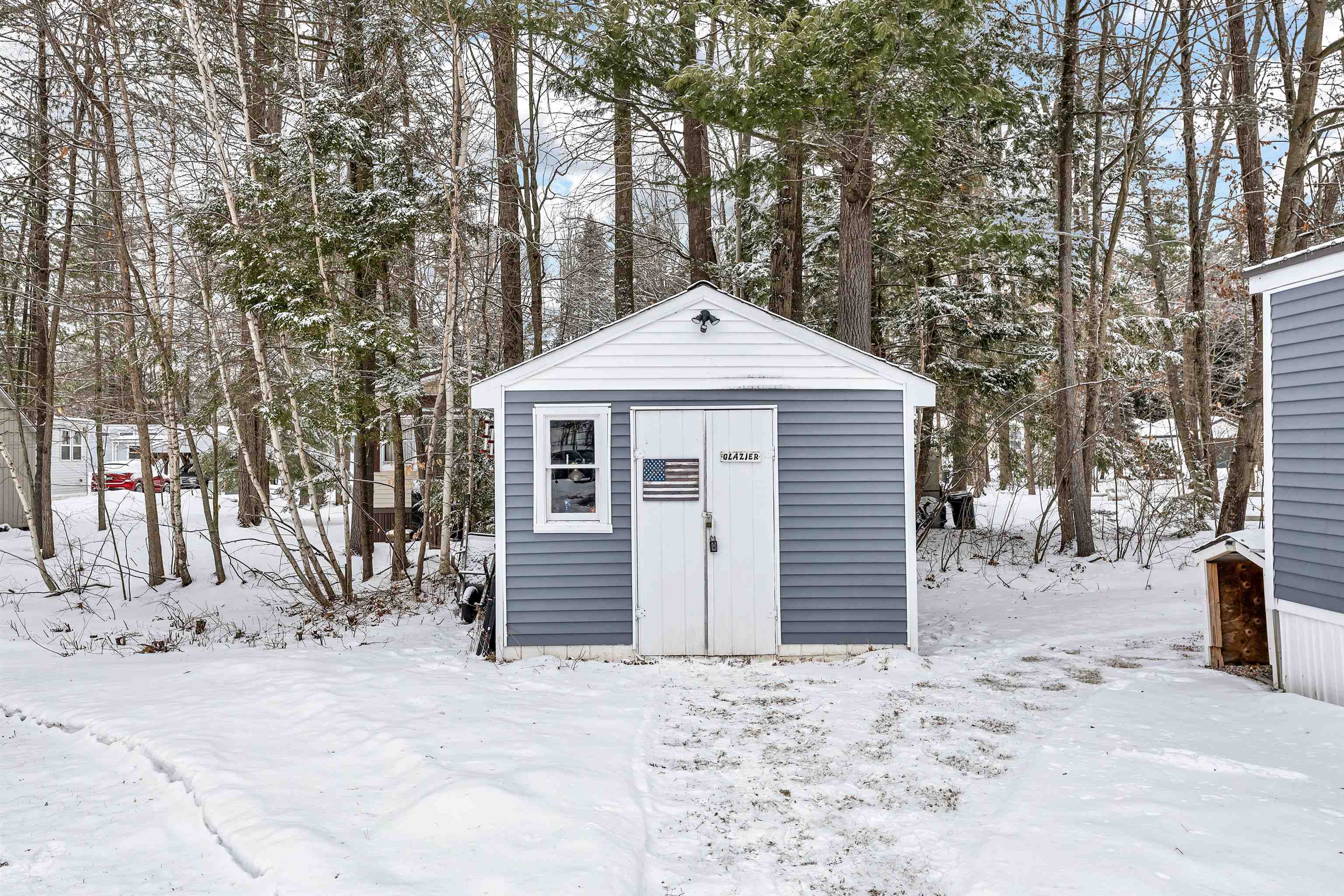 320 Old Lake Shore Road Unit: 11