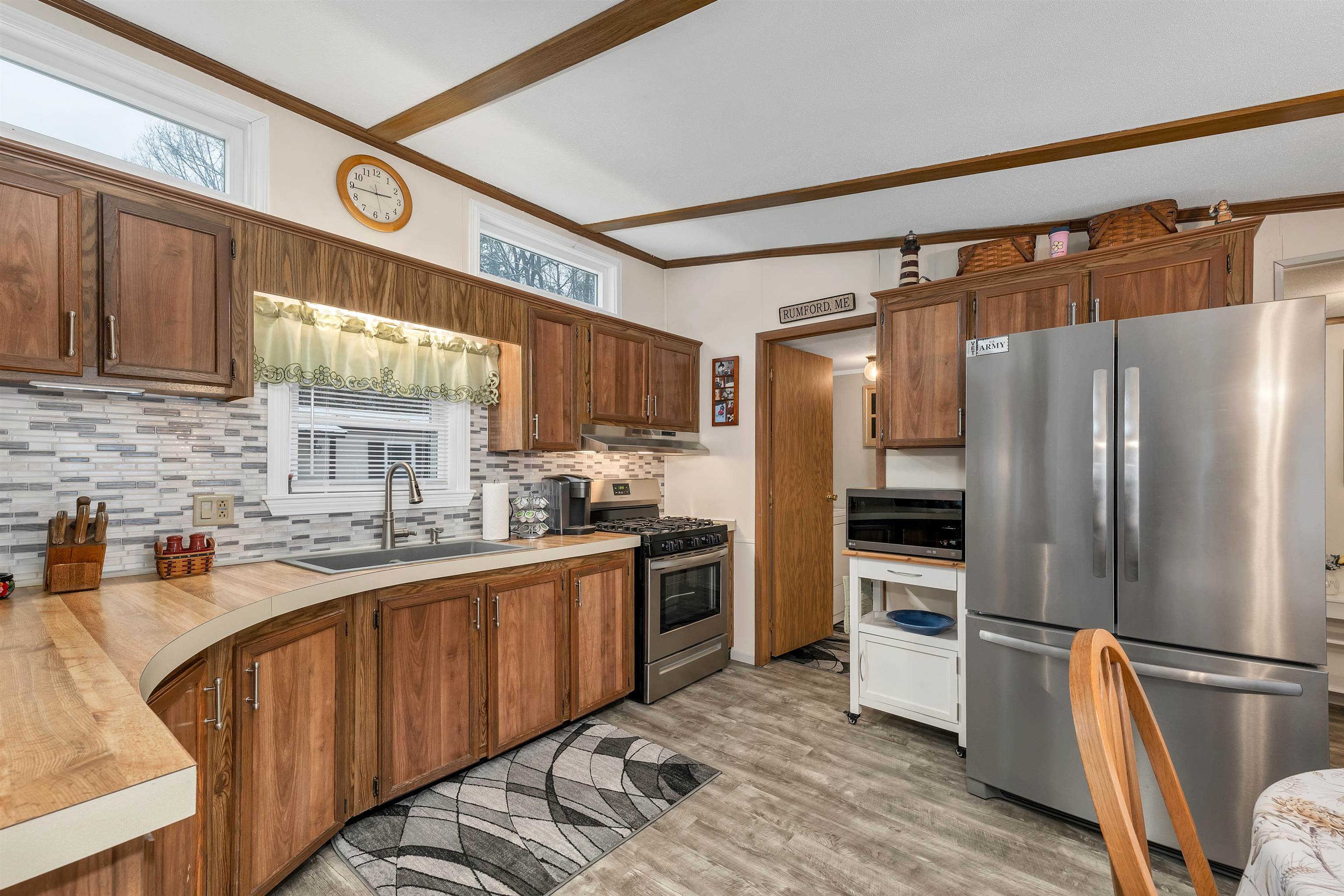 320 Old Lake Shore Road Unit: 11