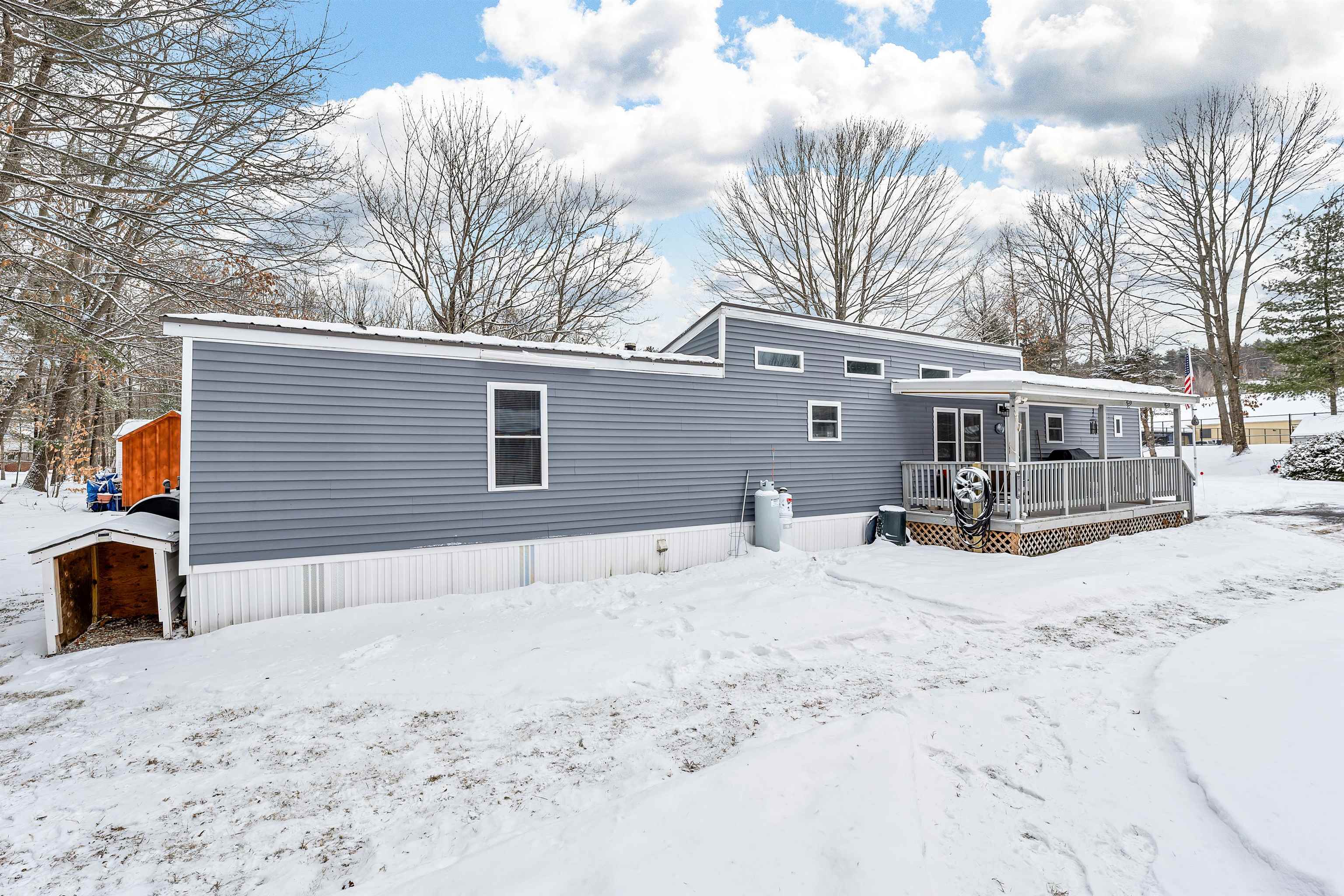 320 Old Lake Shore Road Unit: 11