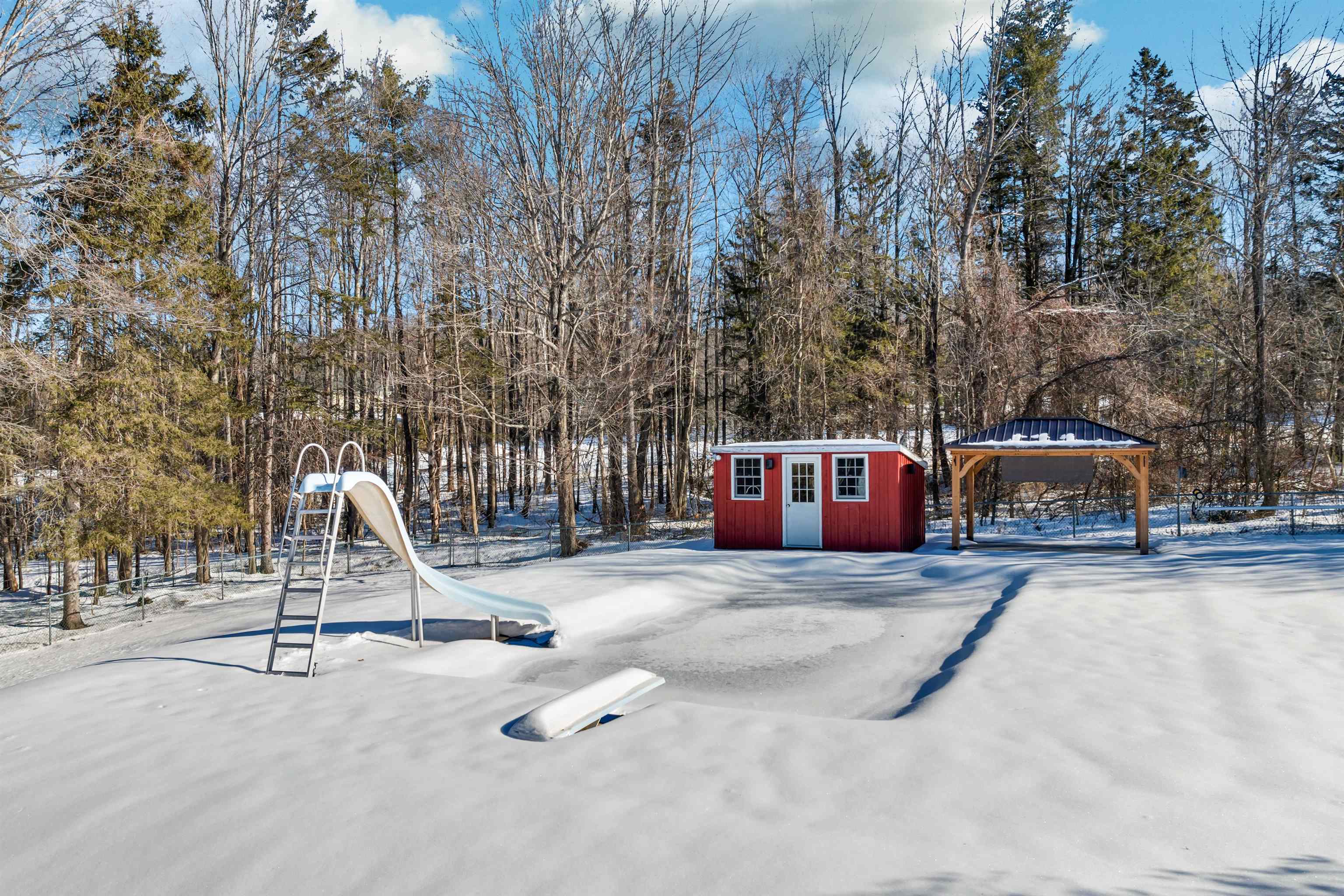 120 Saltmarsh Pond Road