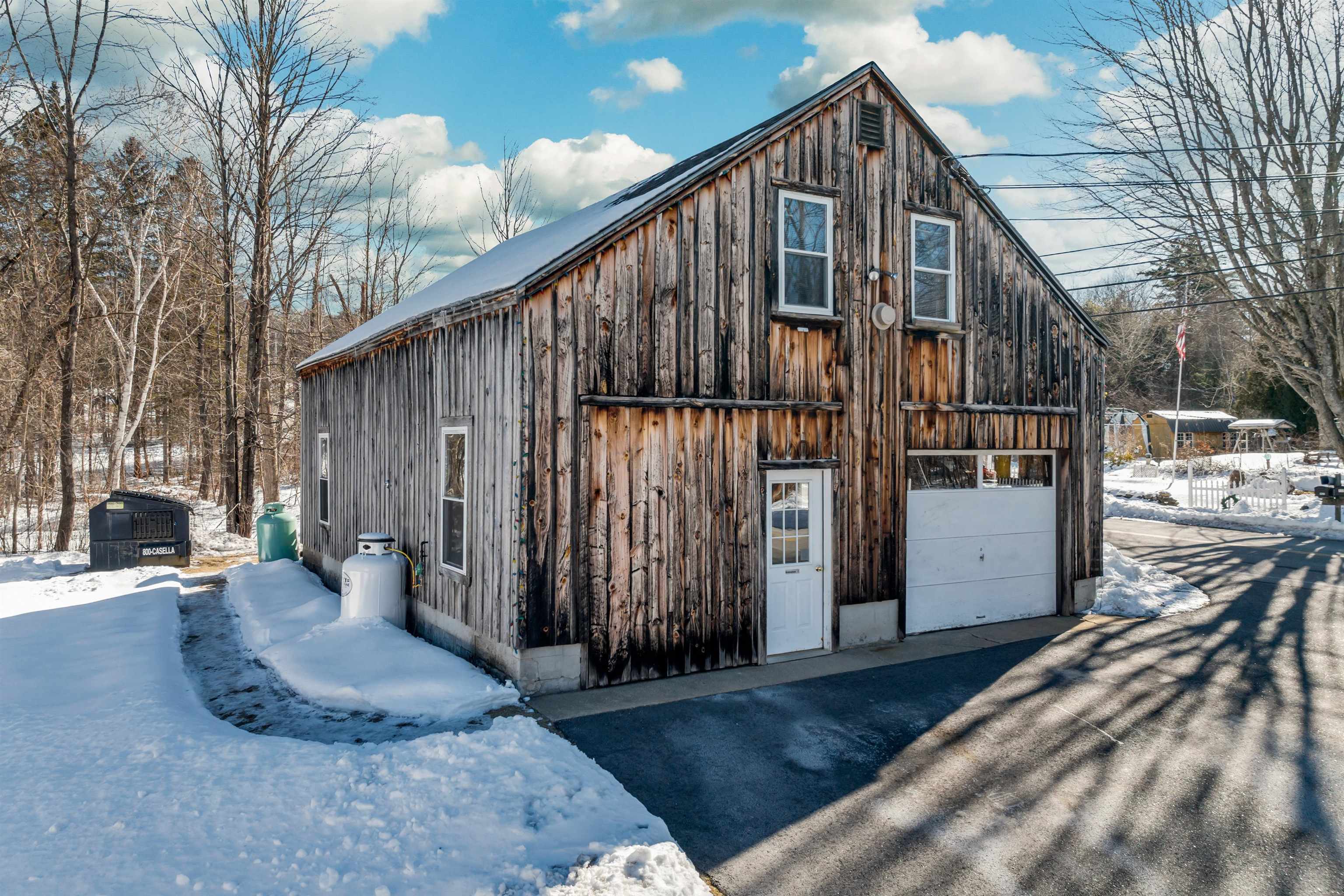 120 Saltmarsh Pond Road