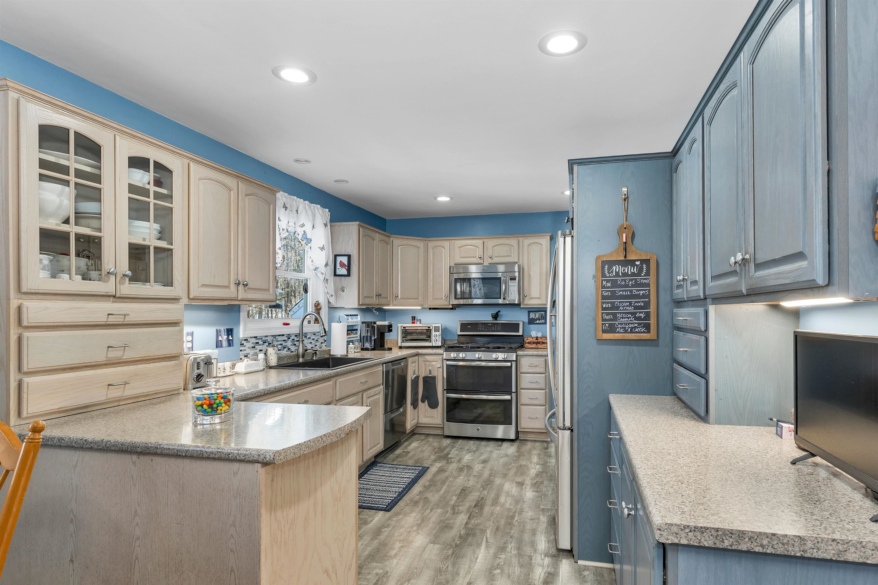 120 Saltmarsh Pond Road