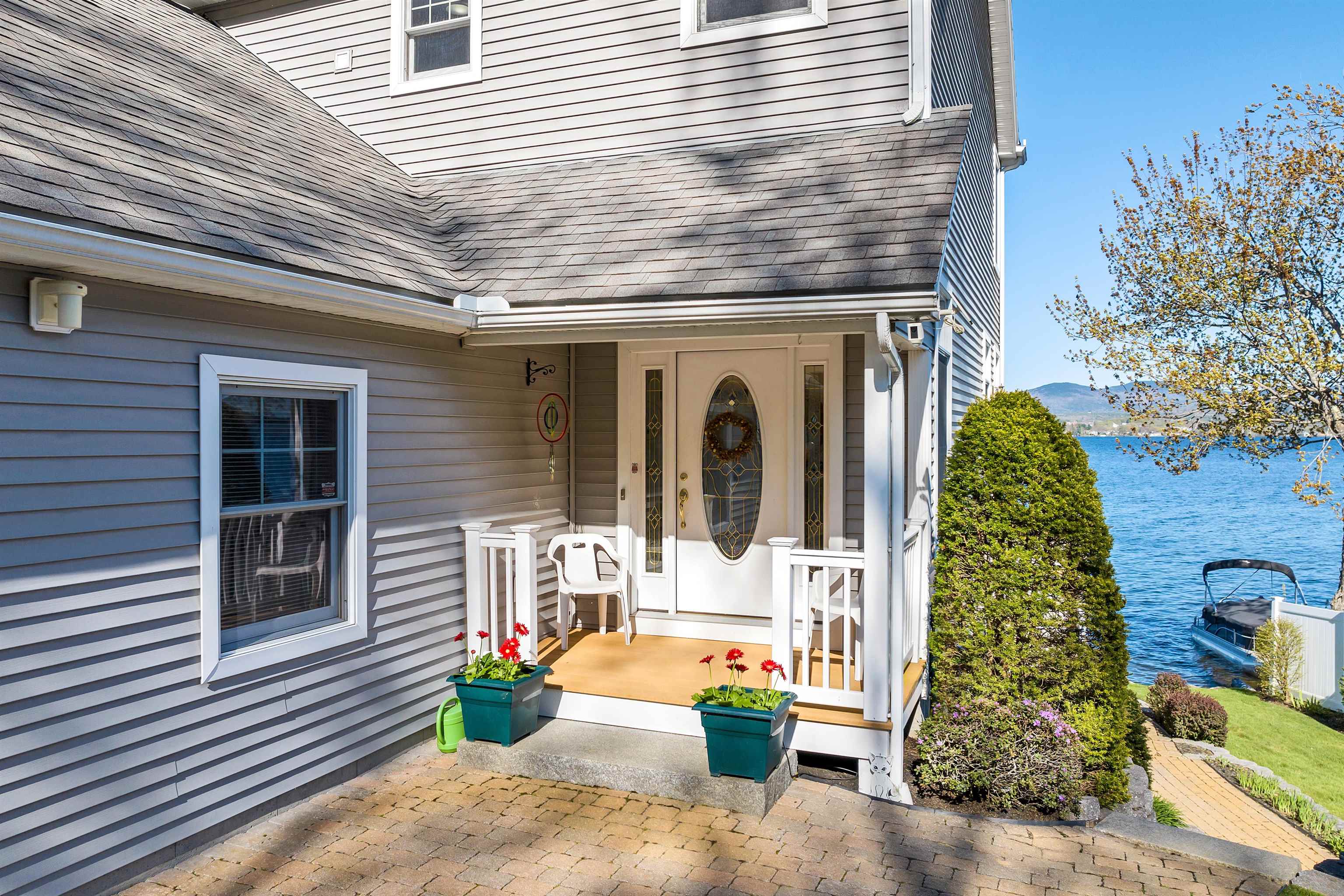 35 Lakeside Drive