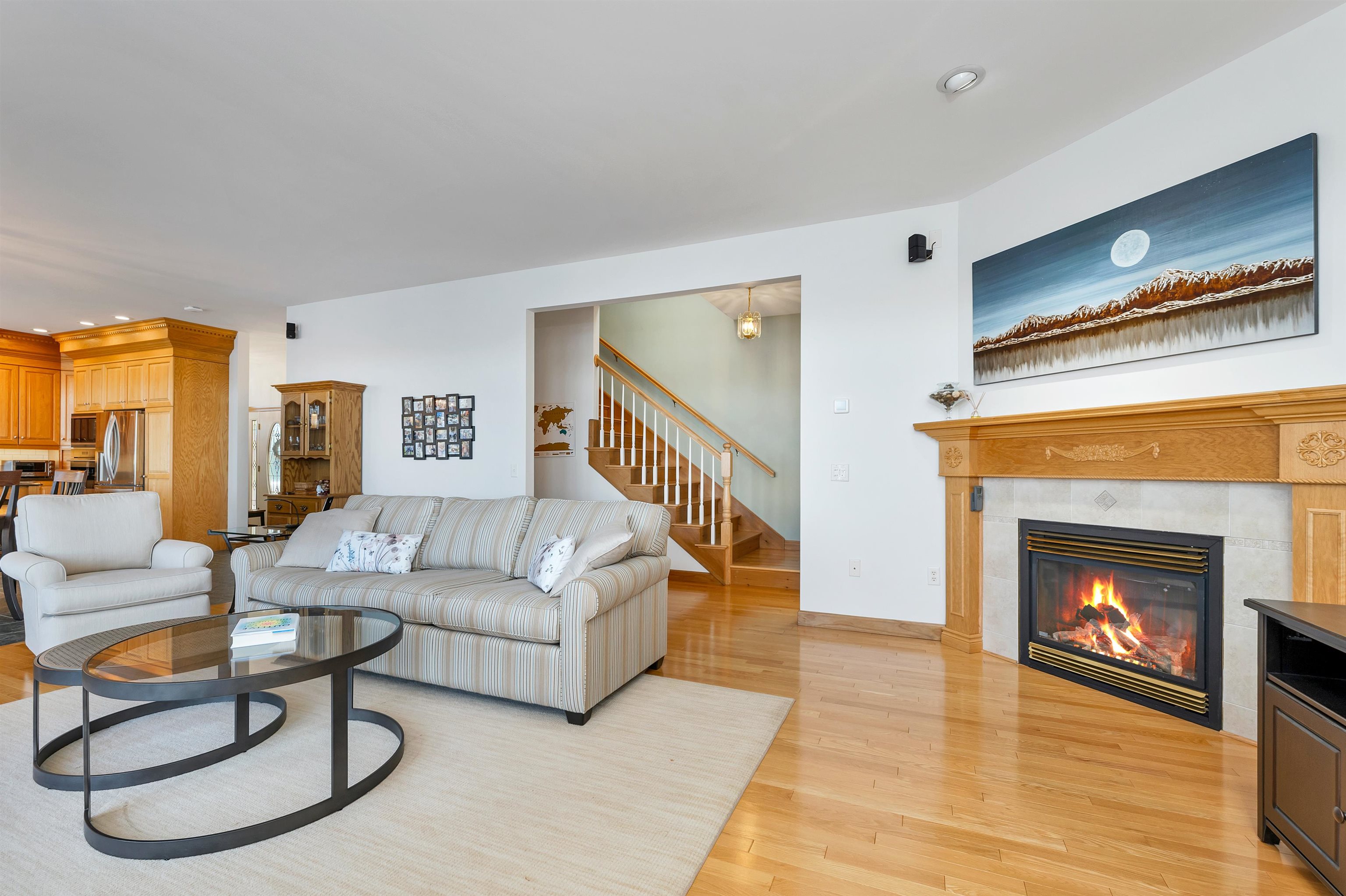 35 Lakeside Drive