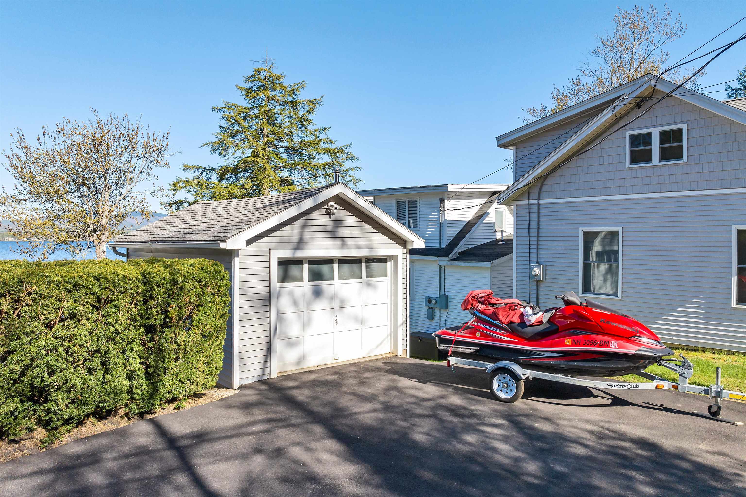 35 Lakeside Drive