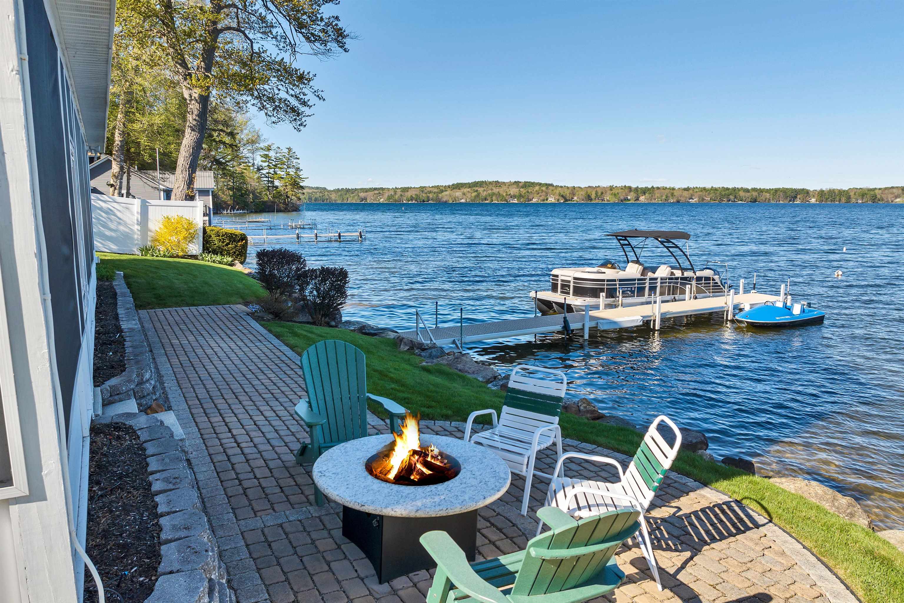 35 Lakeside Drive