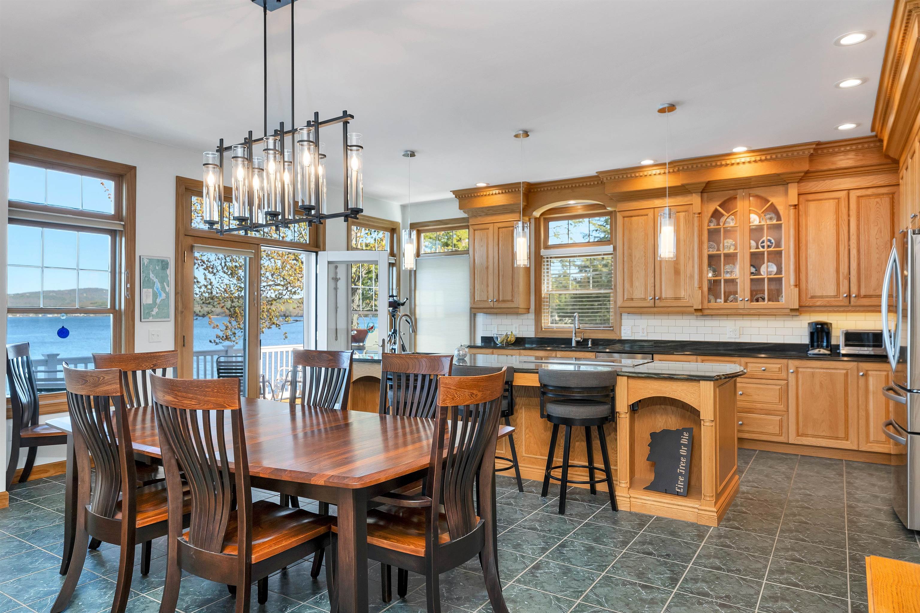 35 Lakeside Drive