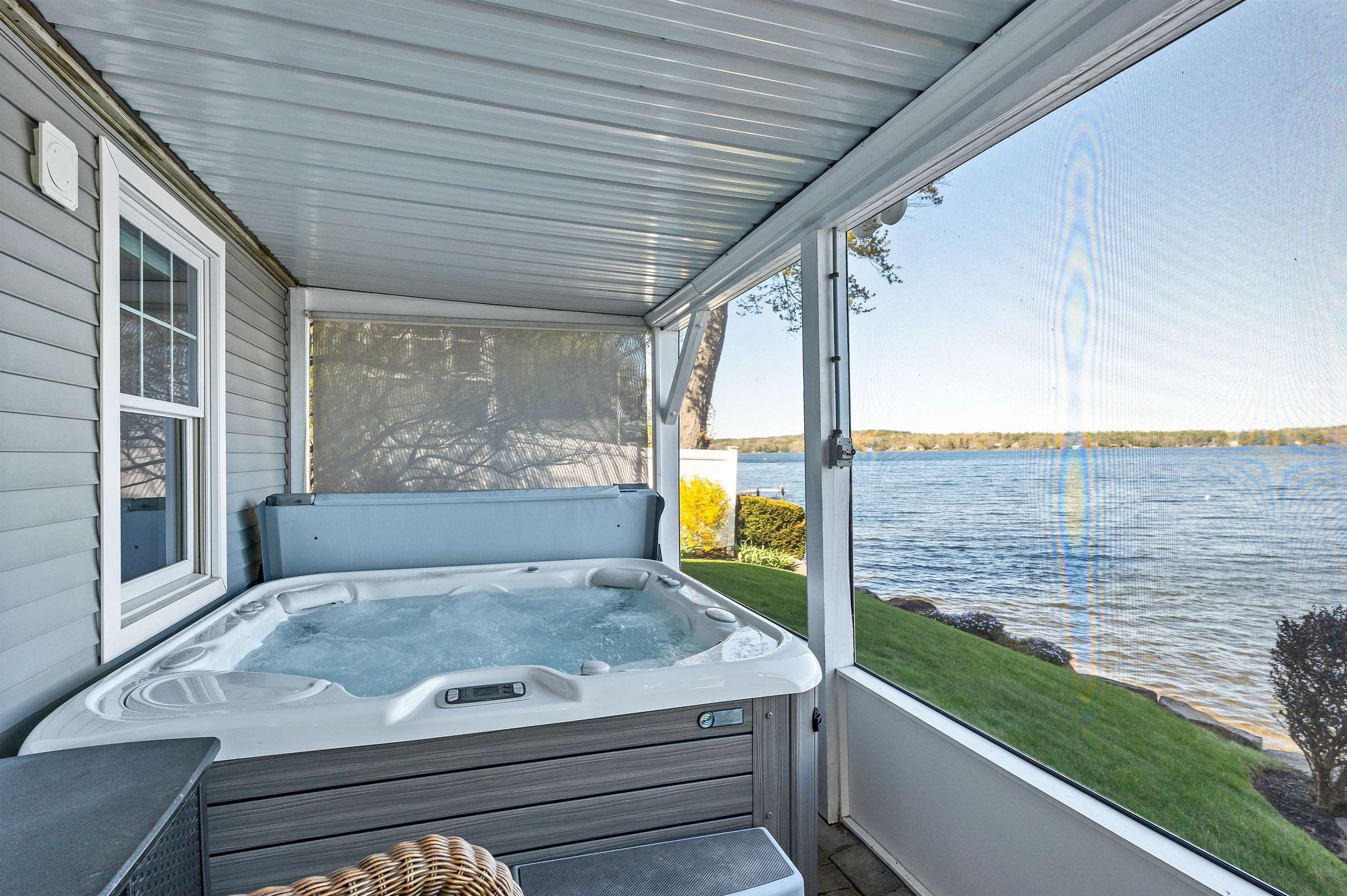 35 Lakeside Drive