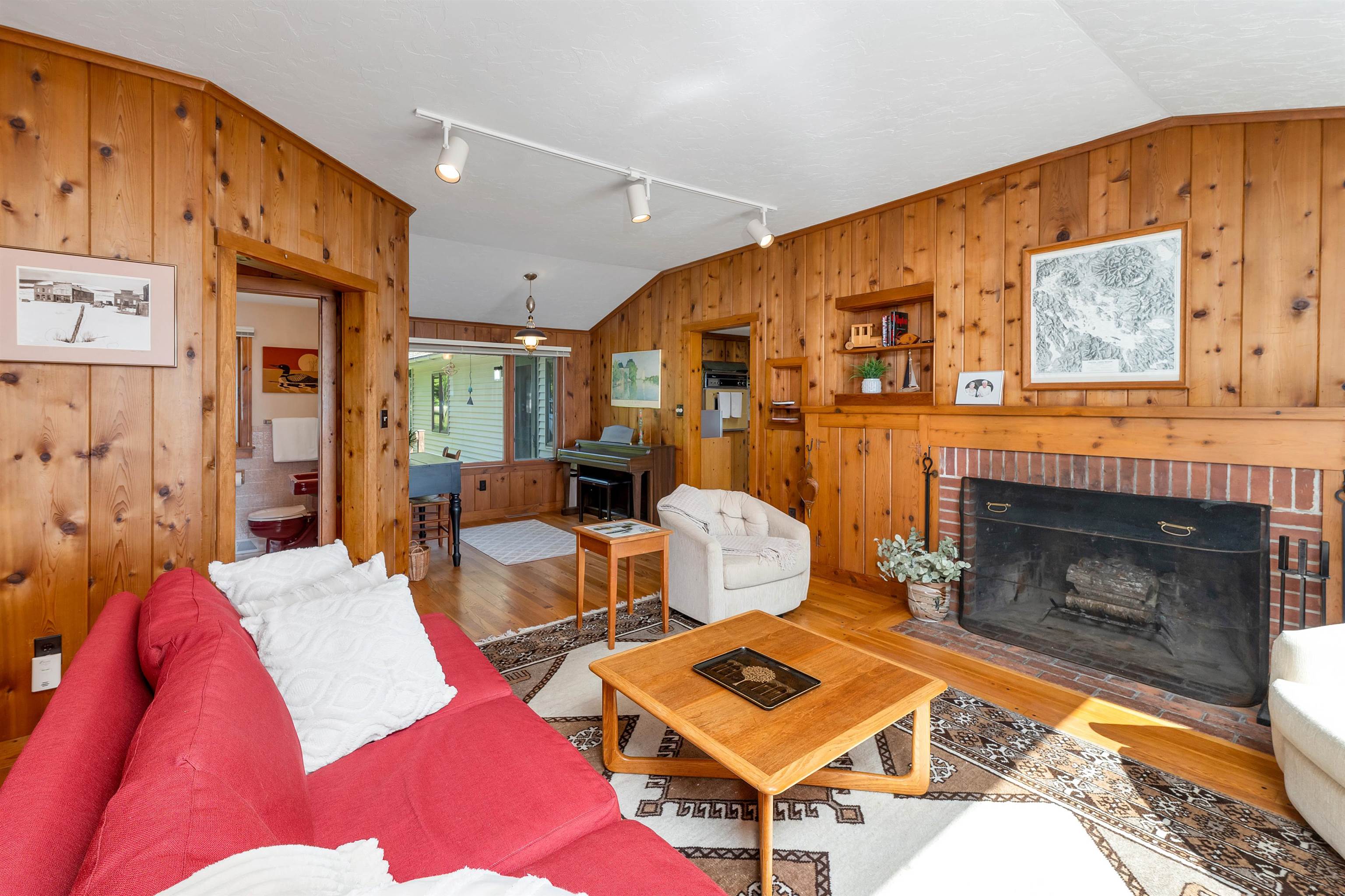 60 Catlin Estate Road