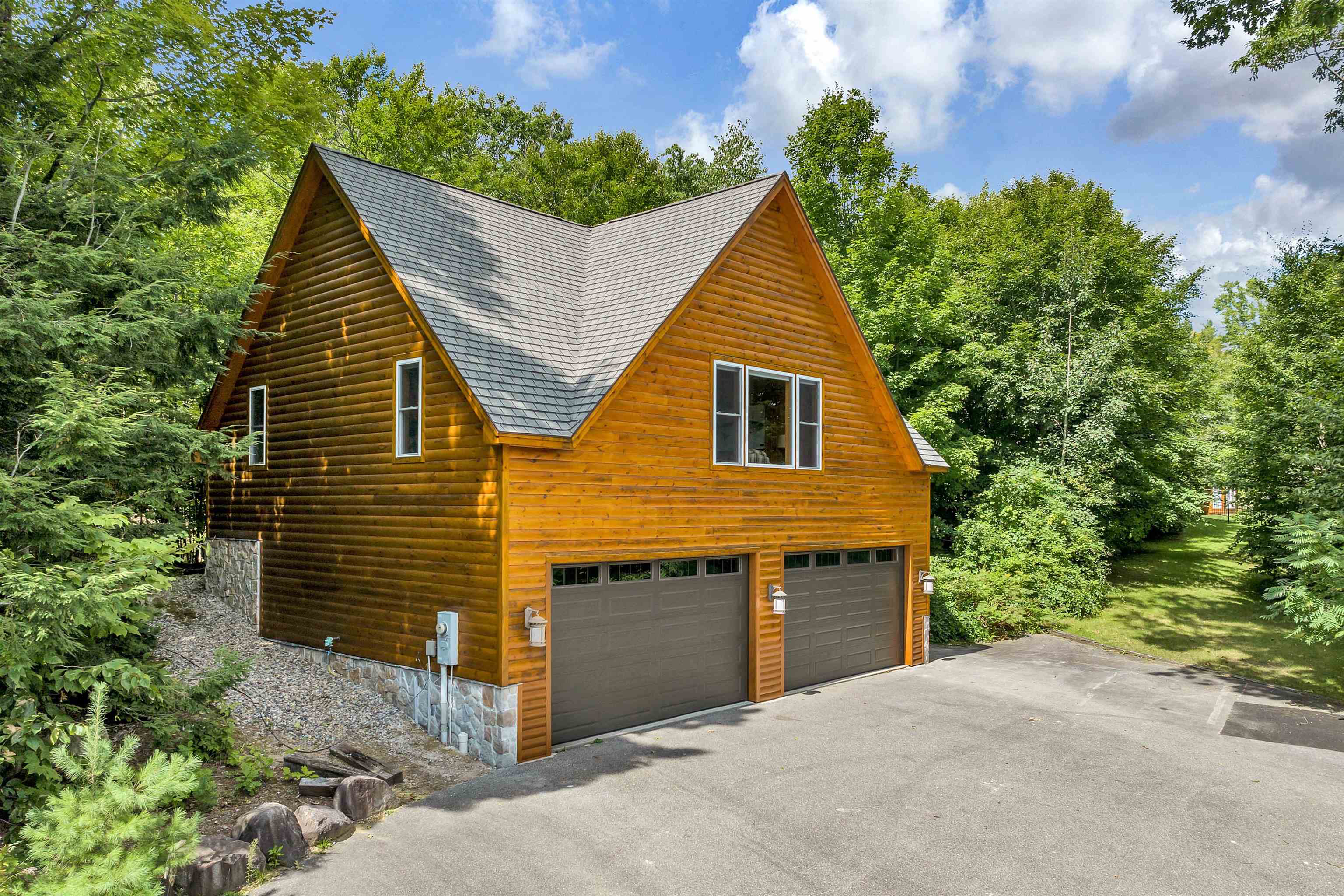 10 Abnaki Lane