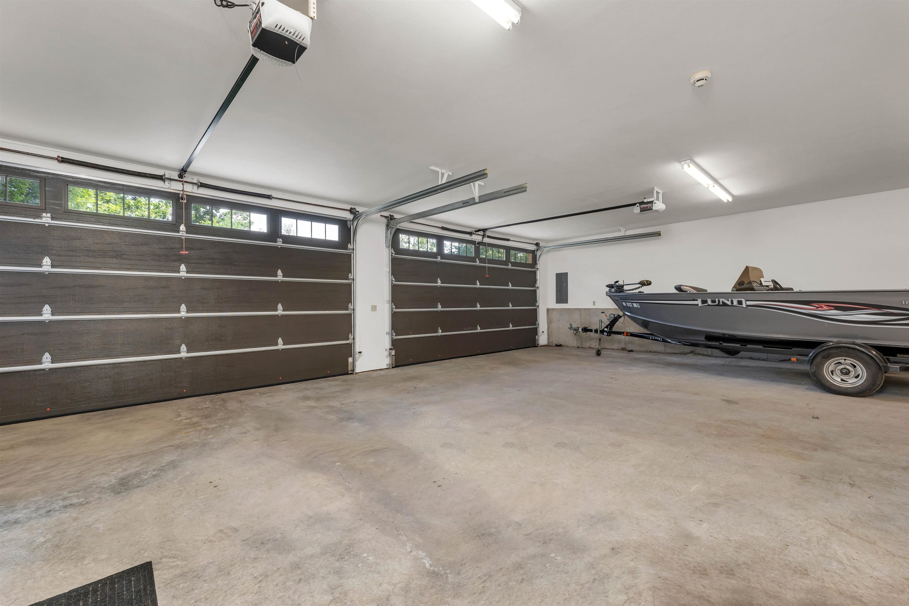 10 Abnaki Lane