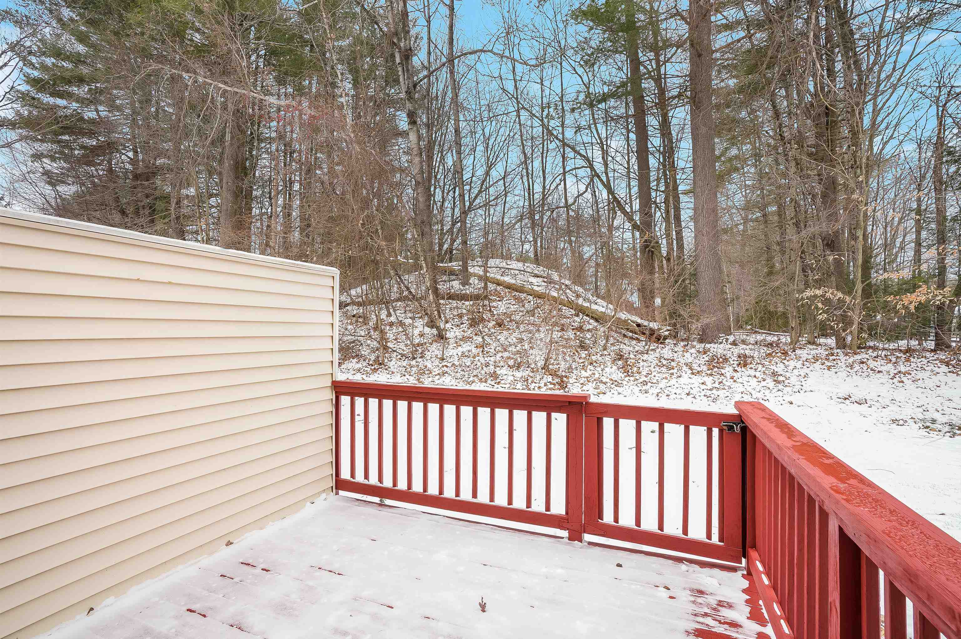 51 Bluffs Drive