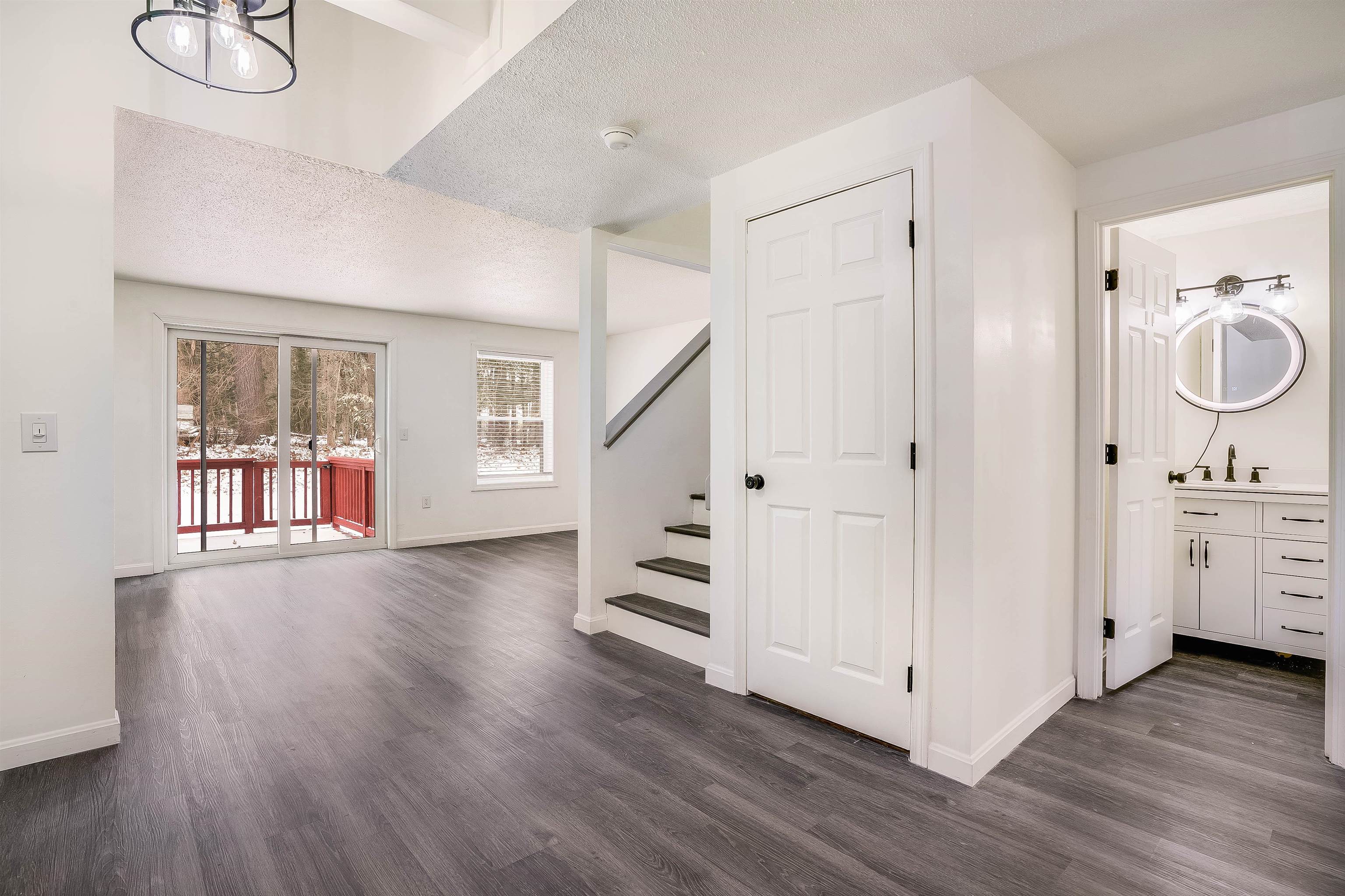 51 Bluffs Drive