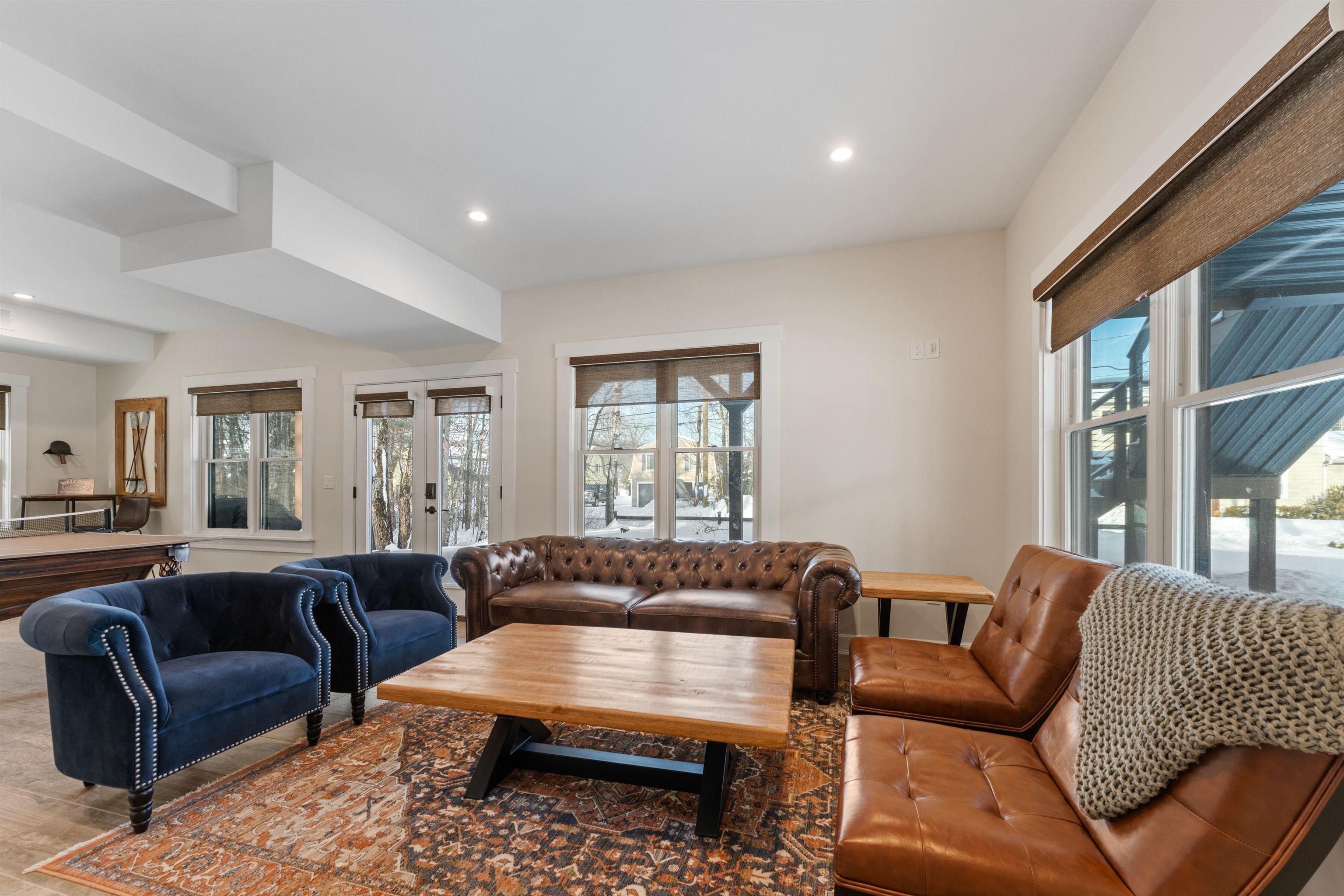 2 Pond Road