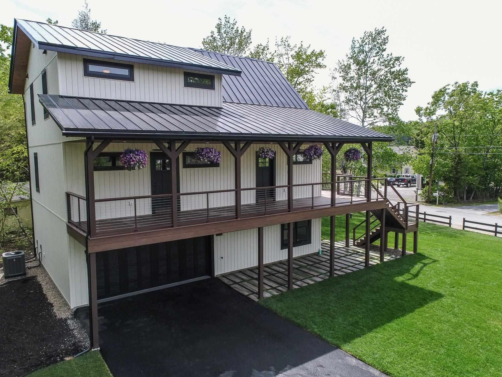 2 Pond Road