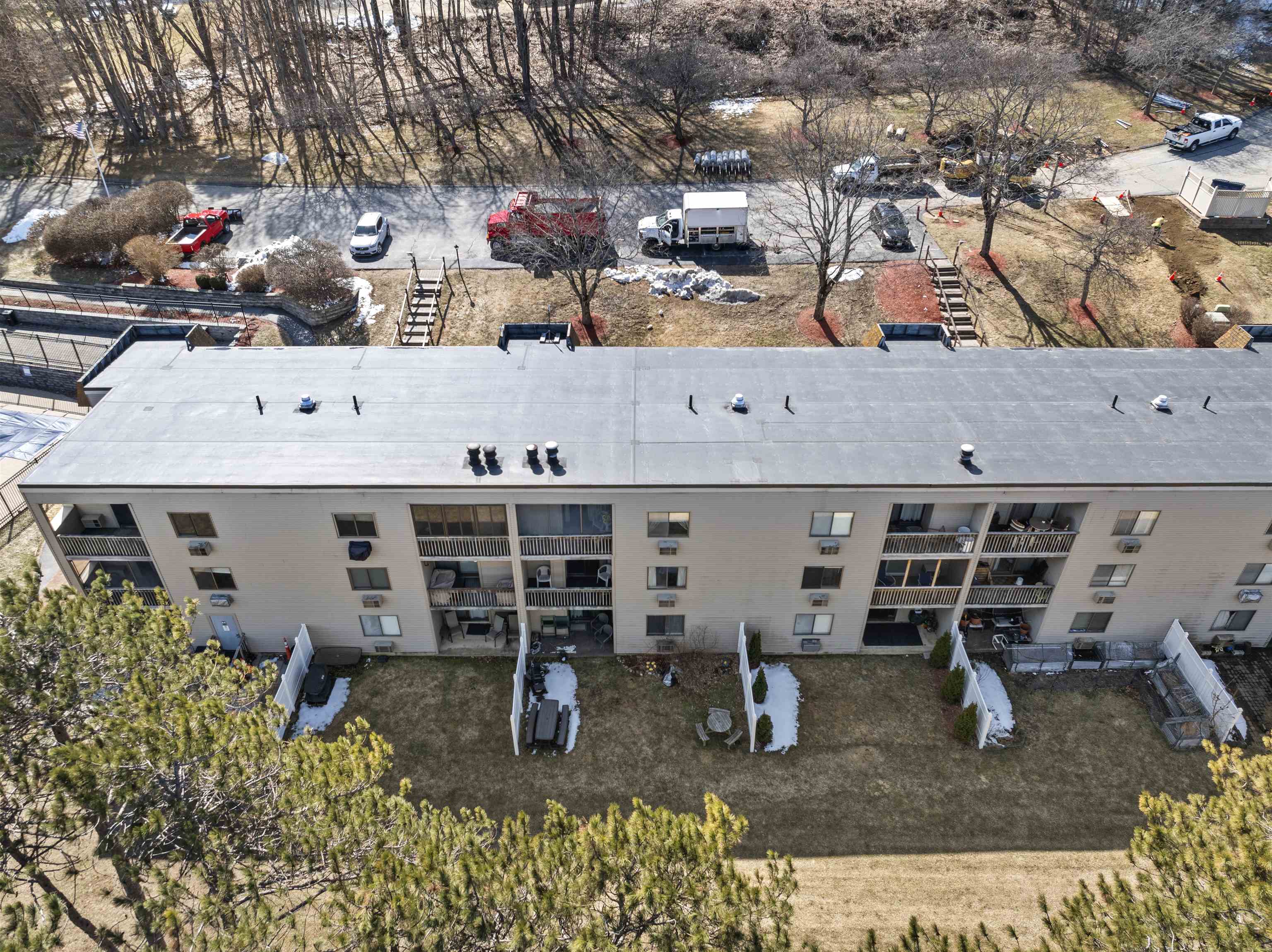 41 Treetop Circle Unit: 24