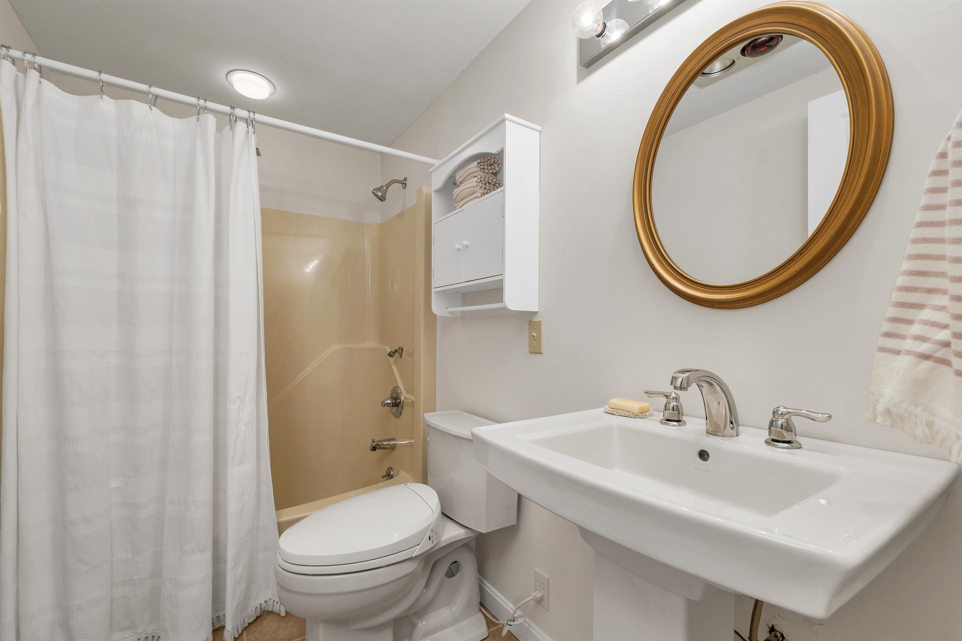 16 Eagle Ridge Road Unit: 1