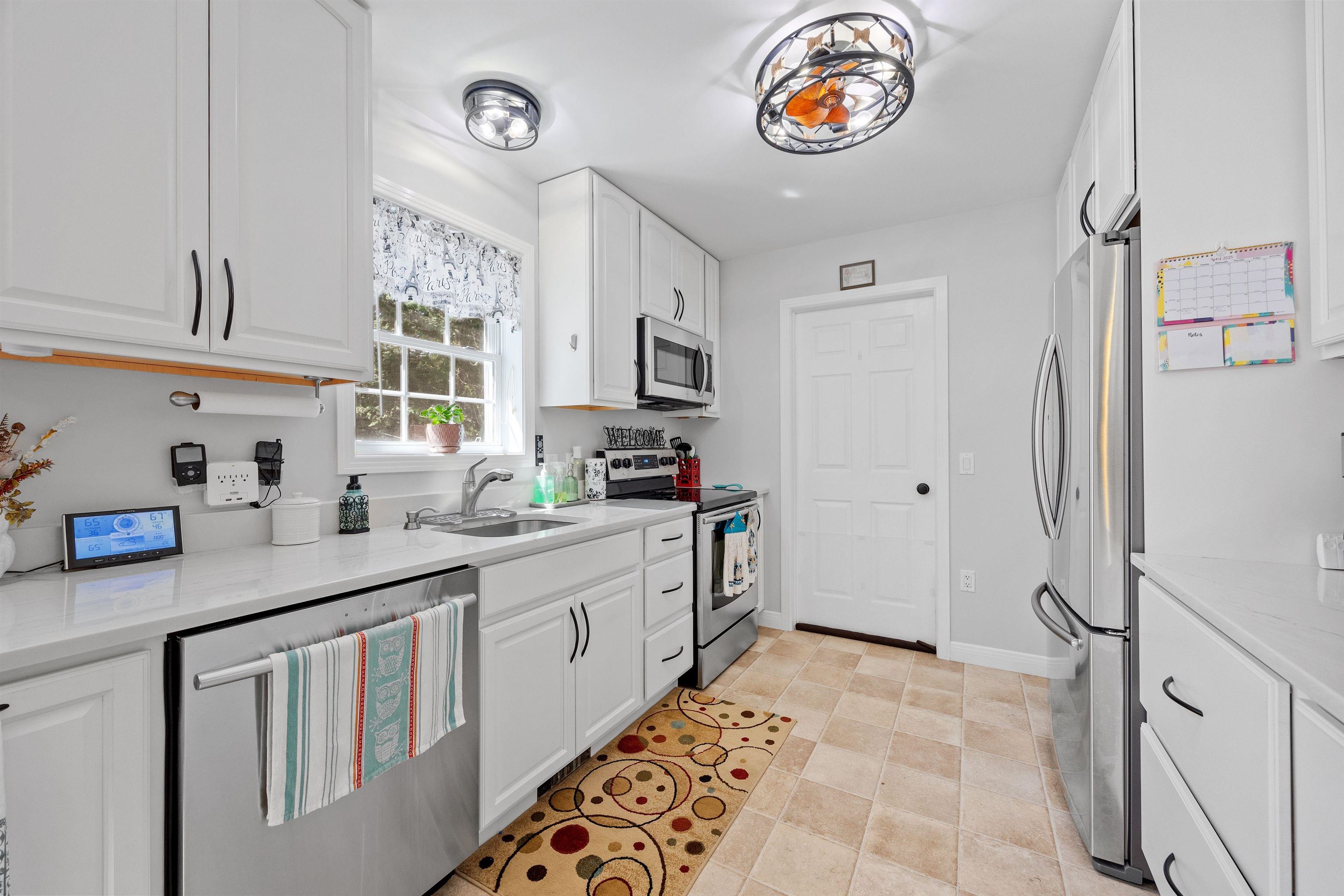 27 Woodcrest Drive