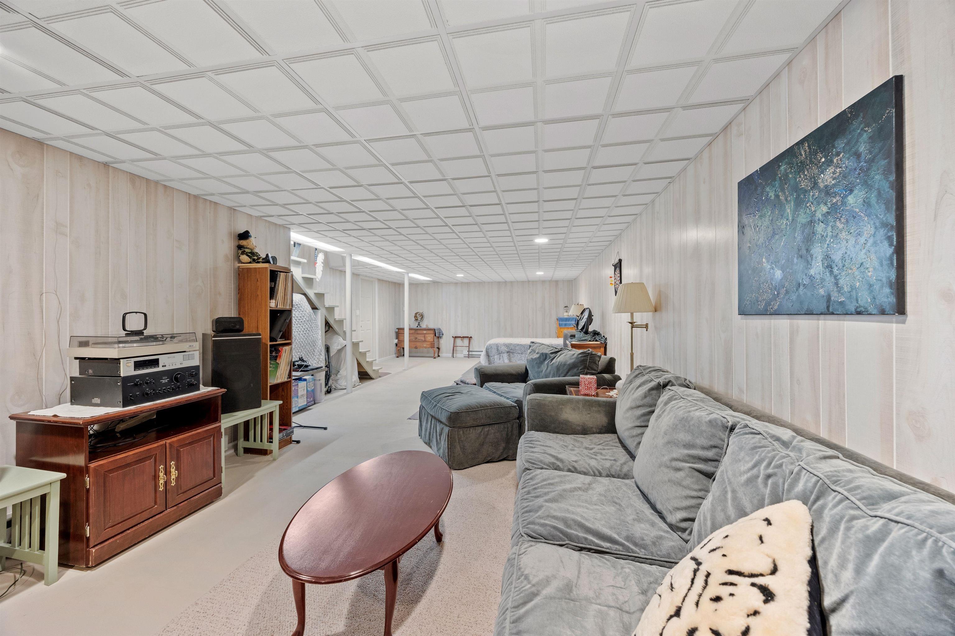 27 Woodcrest Drive