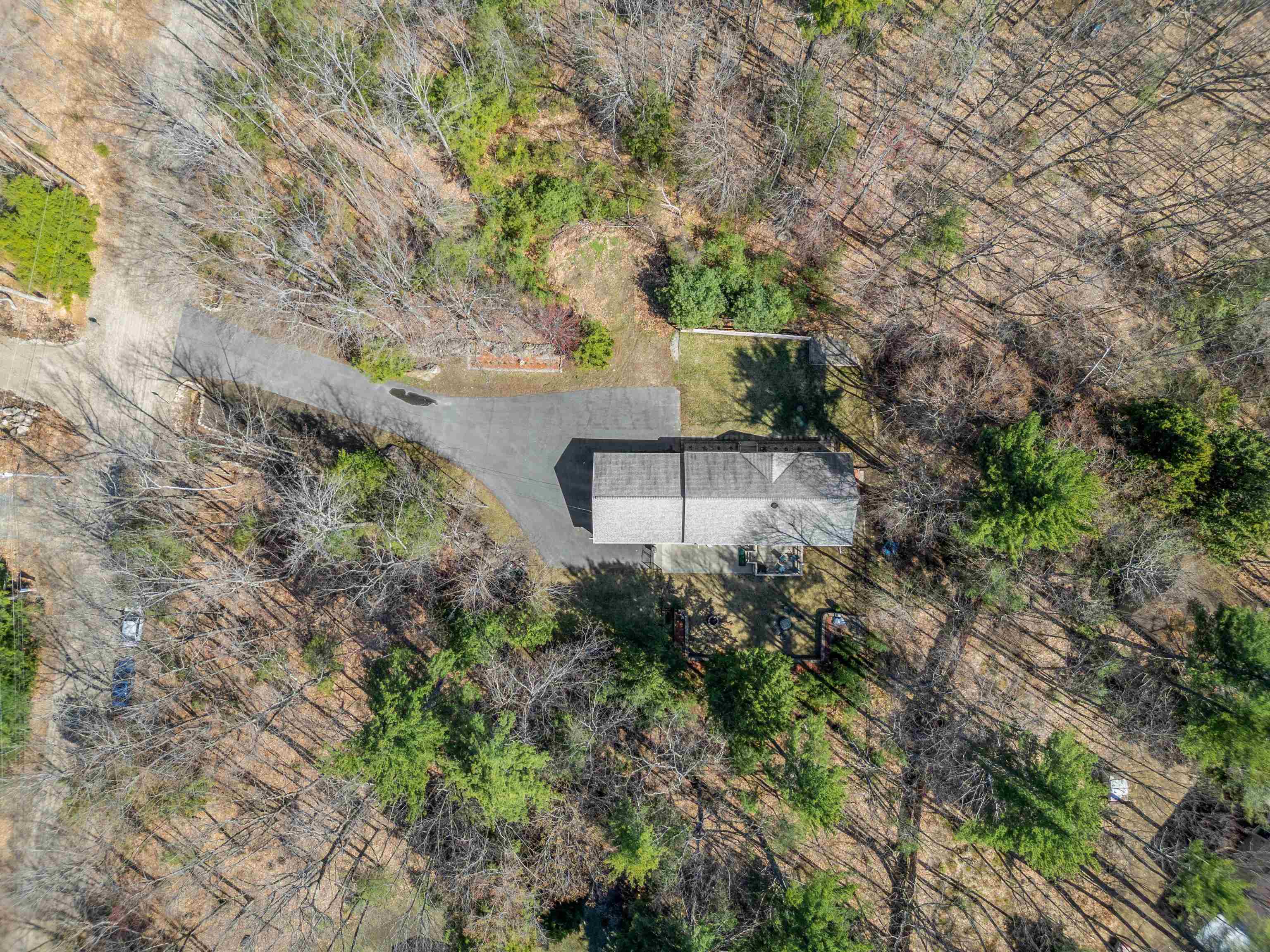 27 Woodcrest Drive
