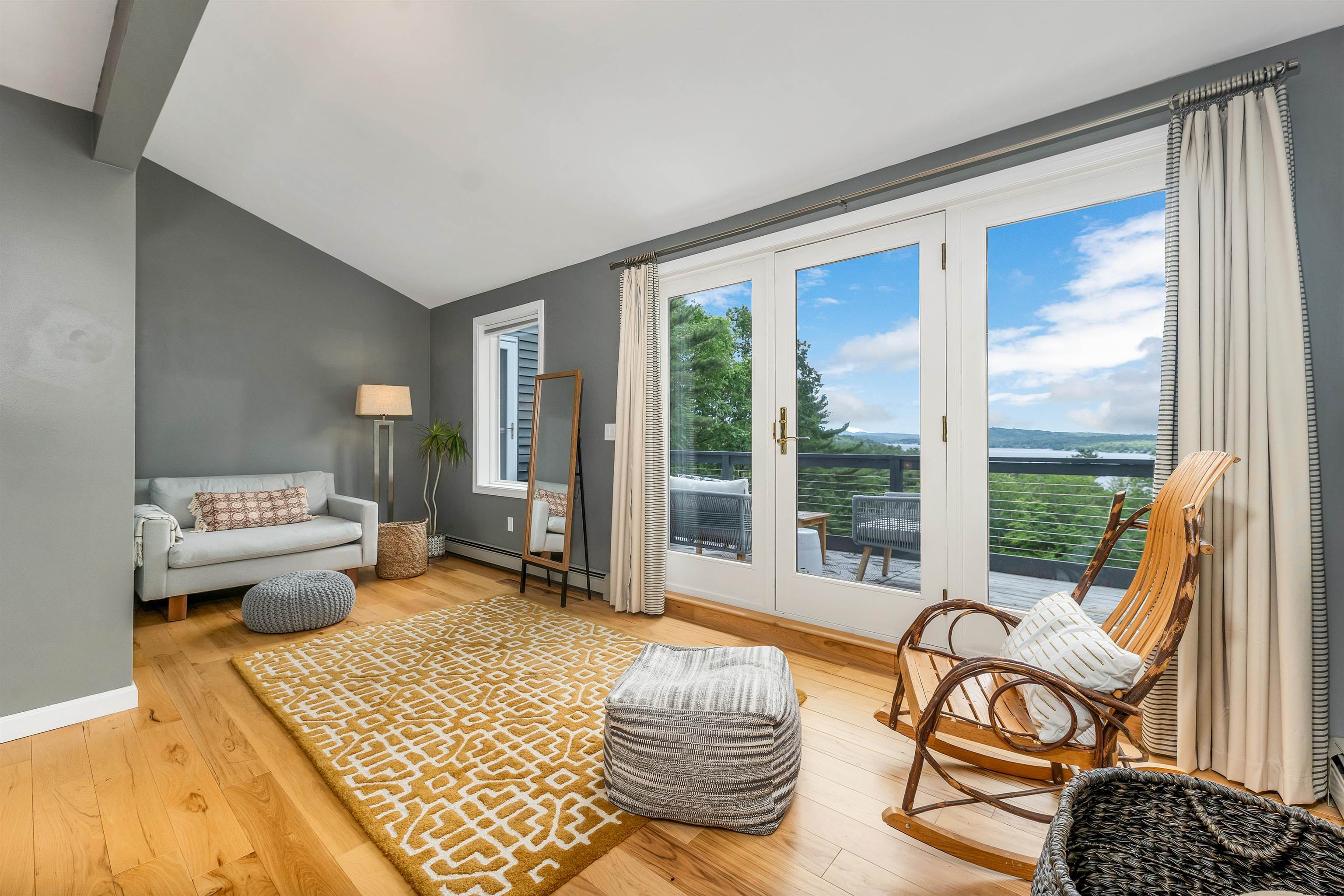 43 Oak Knoll Road