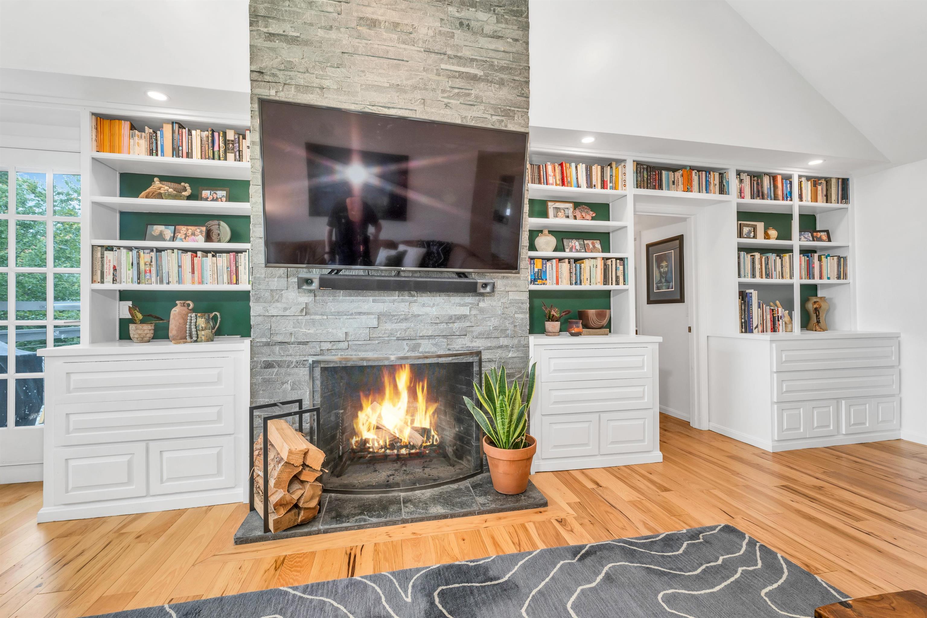 43 Oak Knoll Road