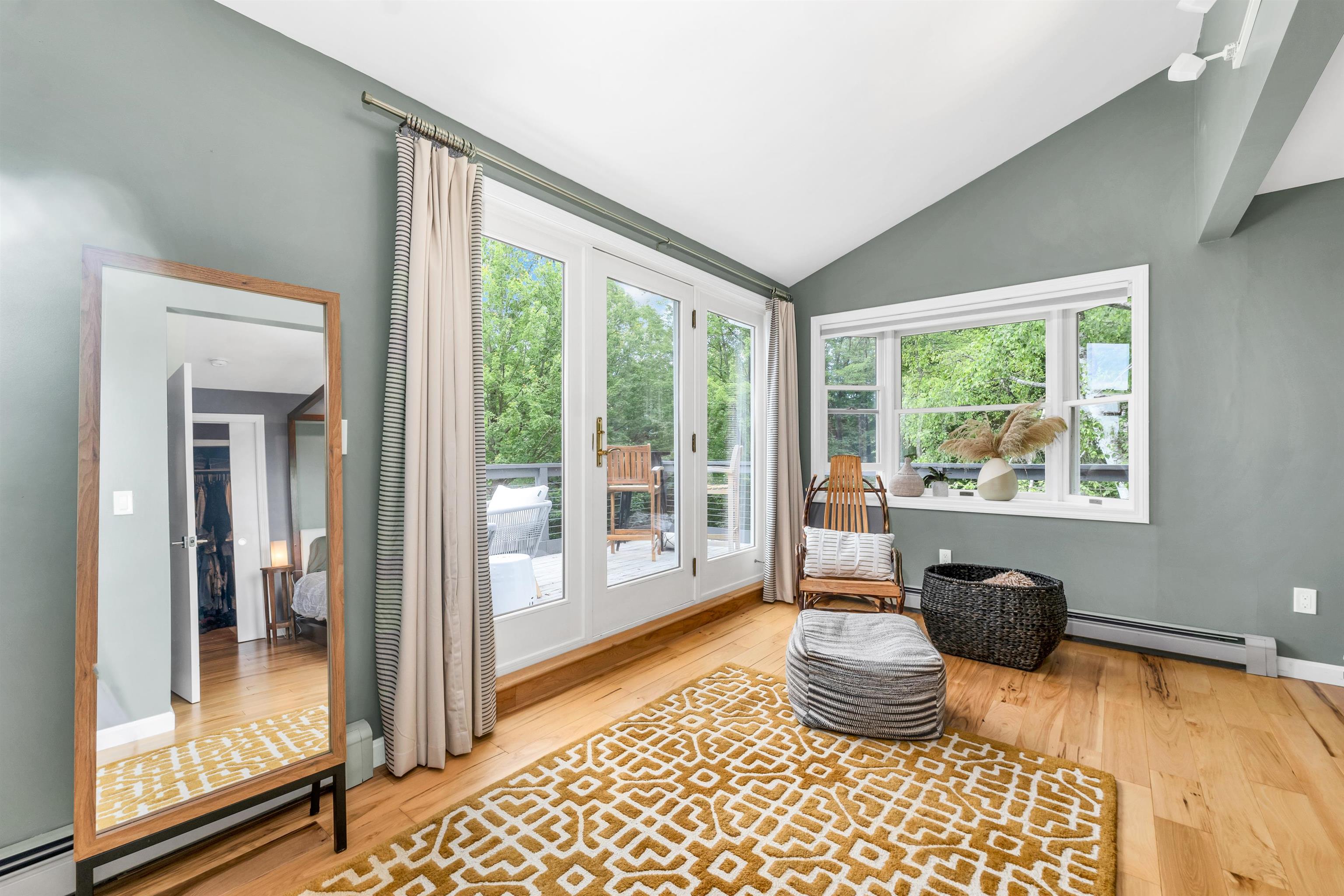 43 Oak Knoll Road