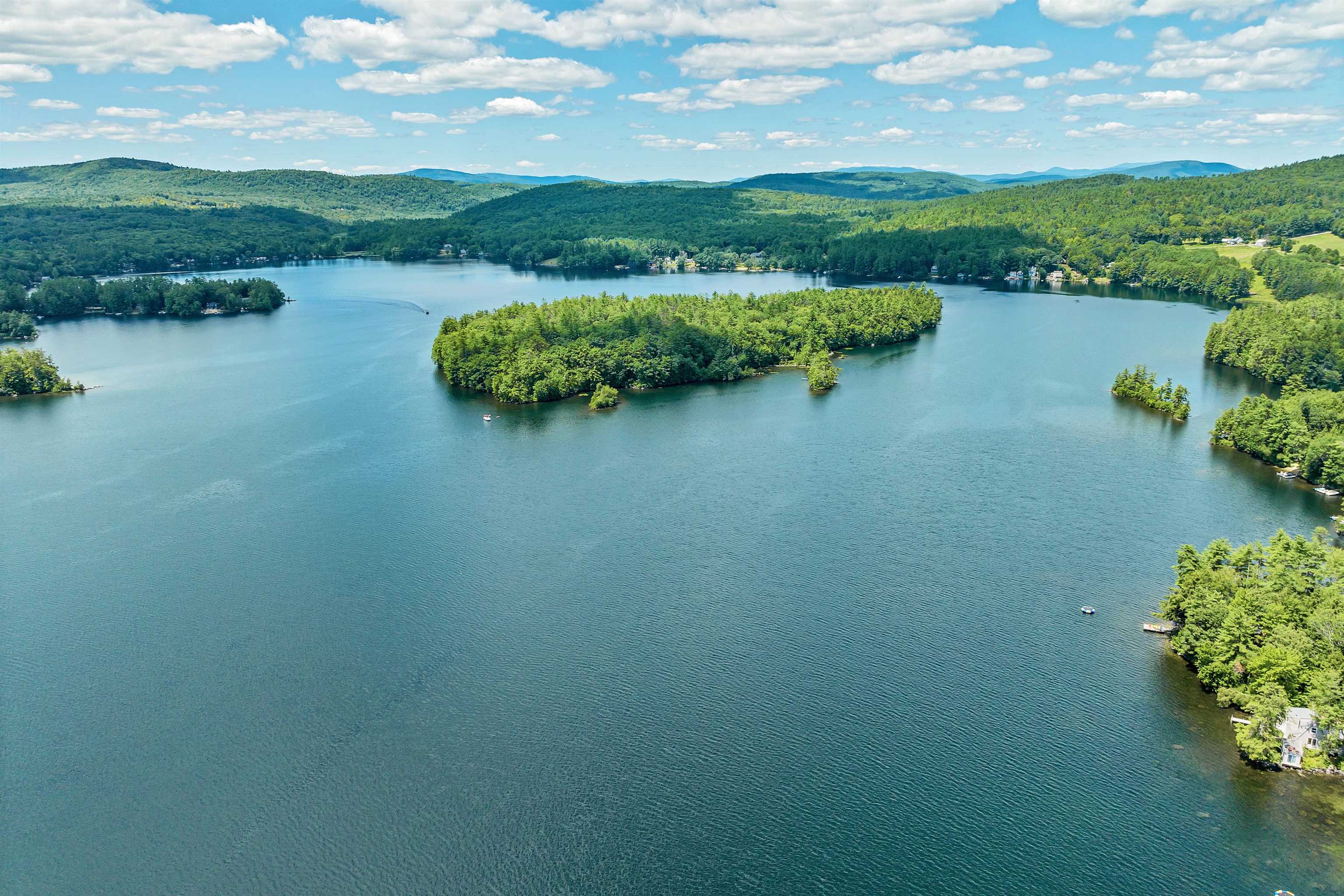 4 Pike Island Road