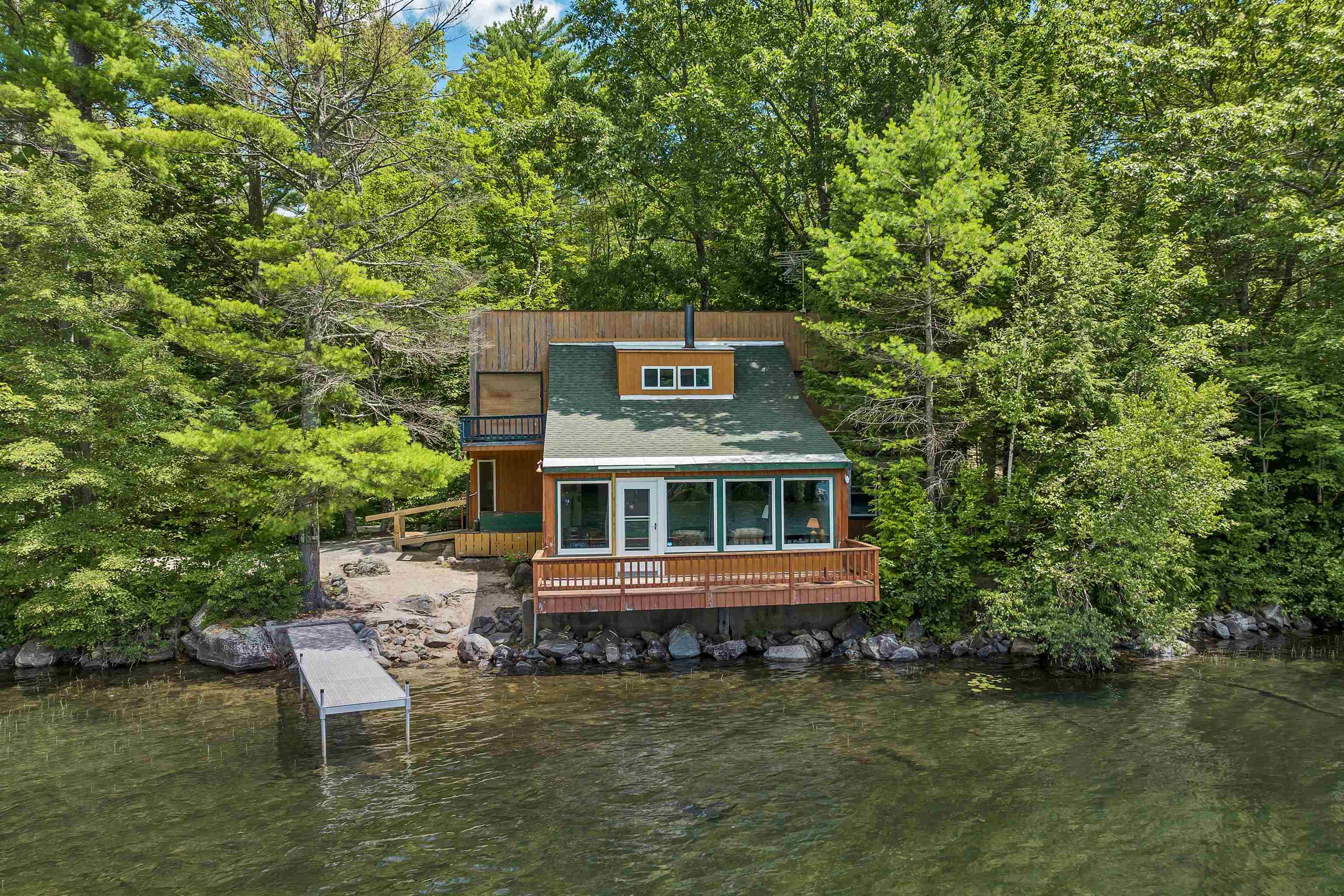 4 Pike Island Road