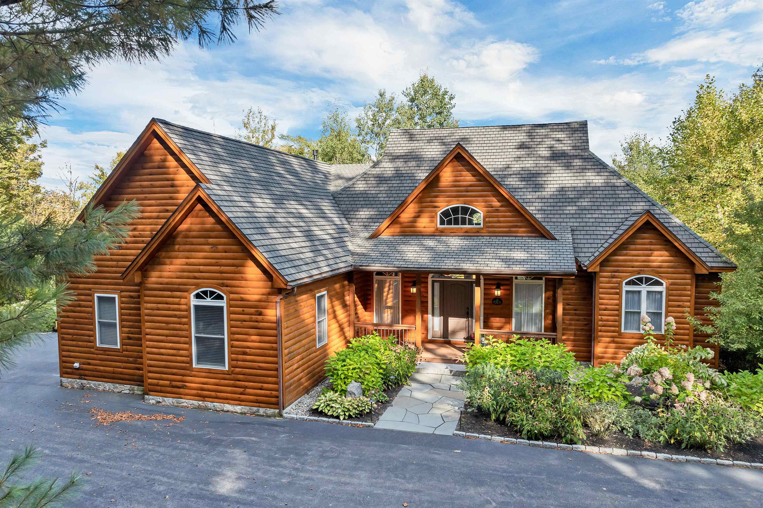 19 Abenaki Lane