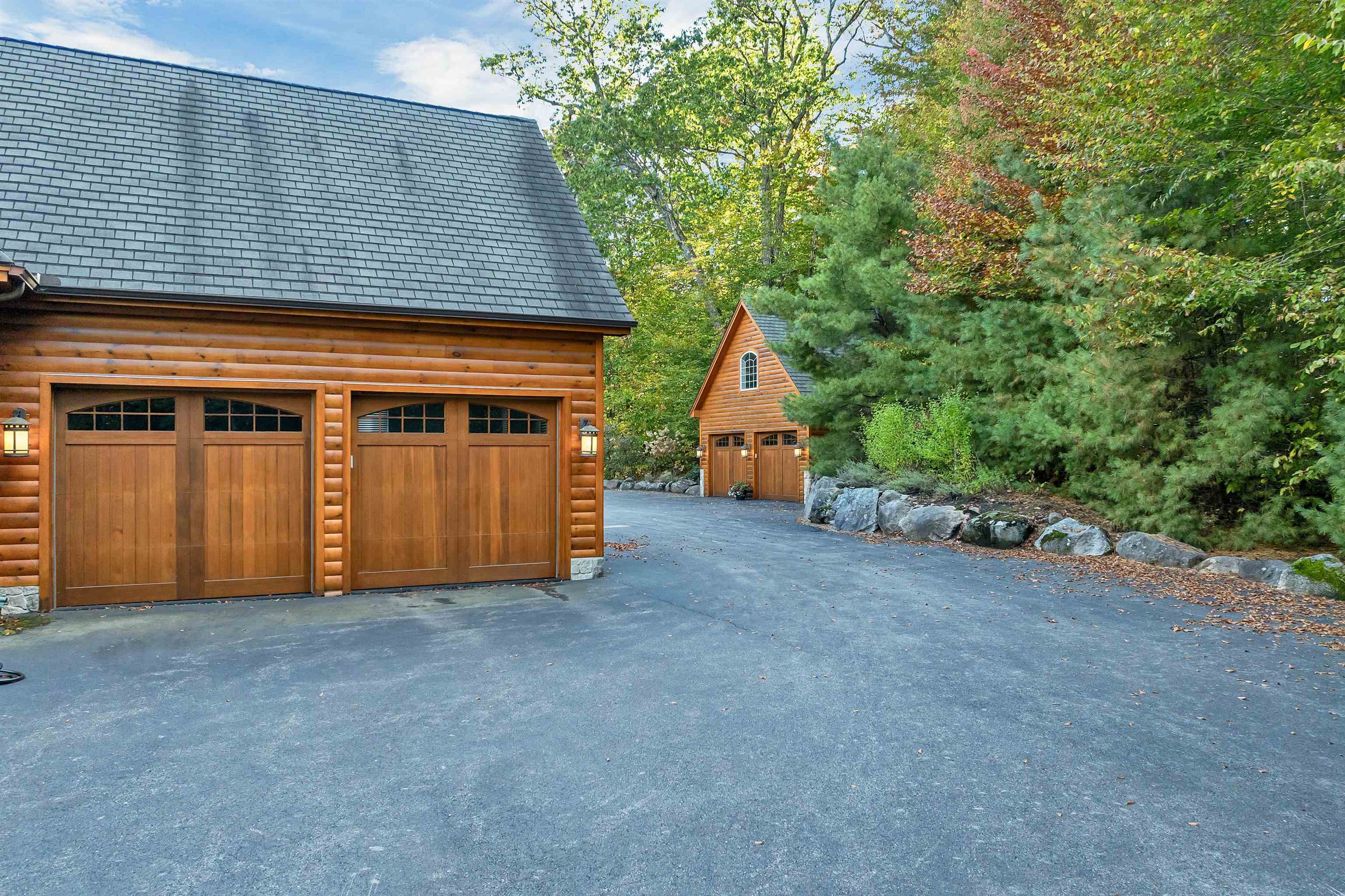 19 Abenaki Lane