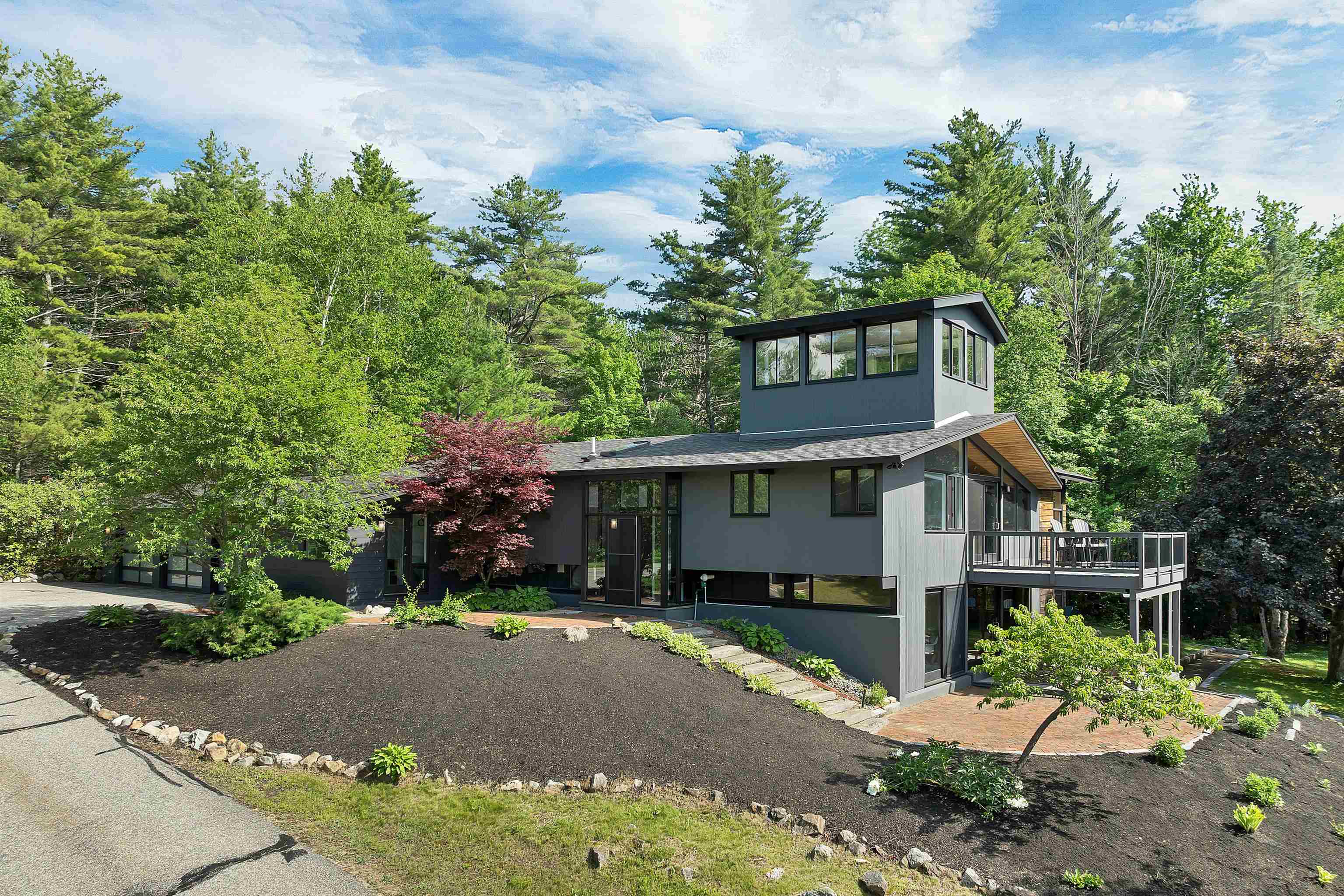 11 Tracy Way