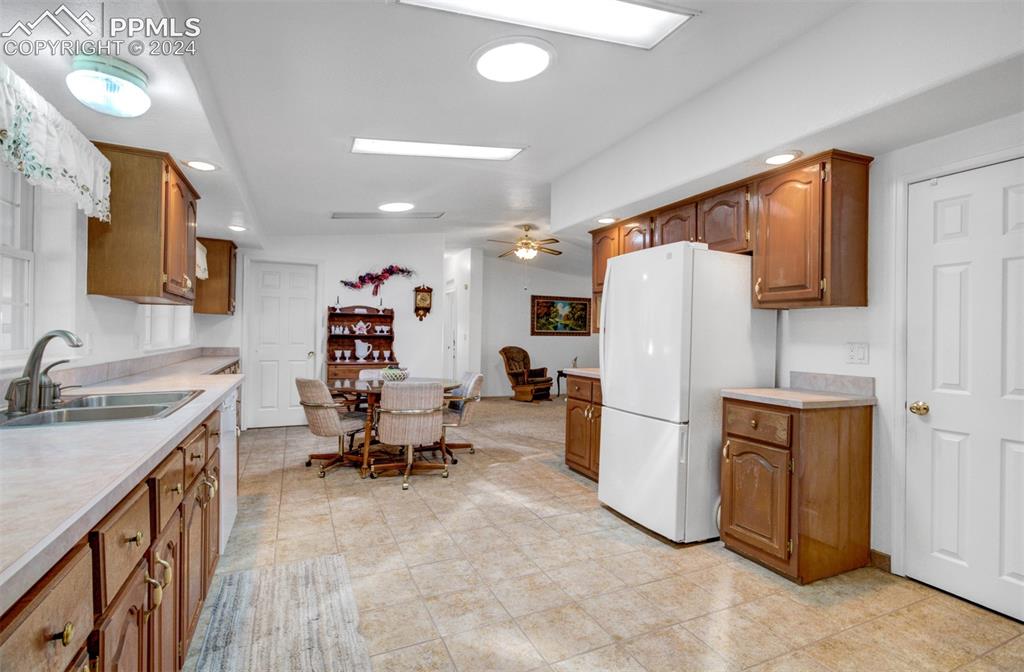 12825 Garrett Road