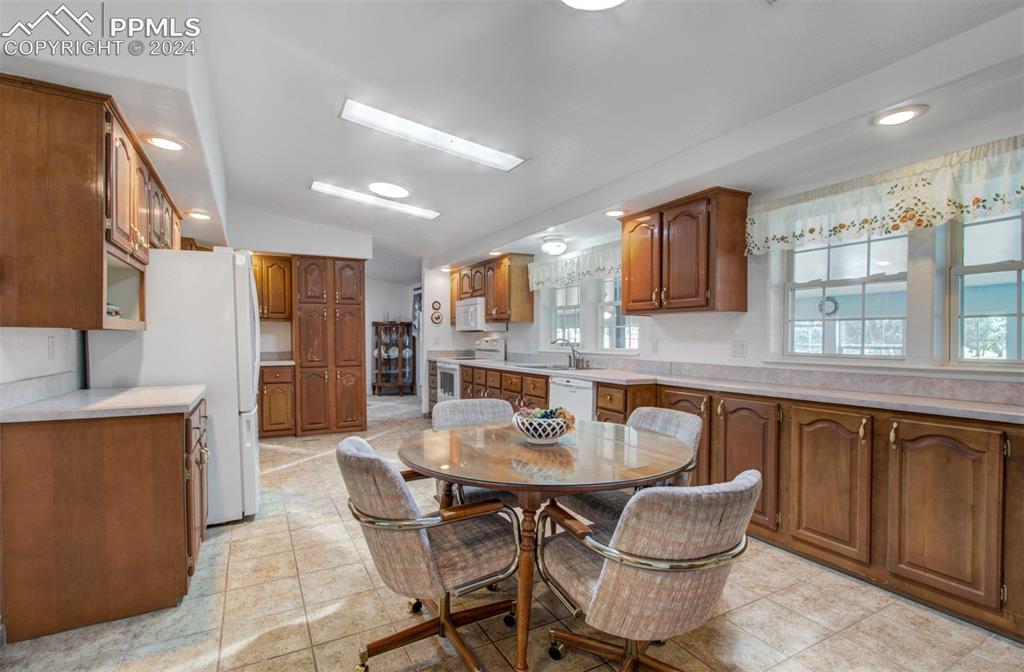 12825 Garrett Road
