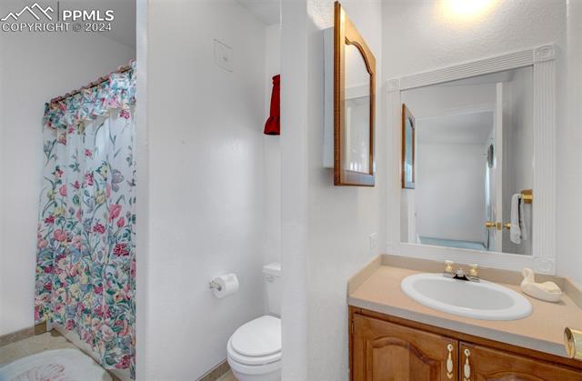 12825 Garrett Road