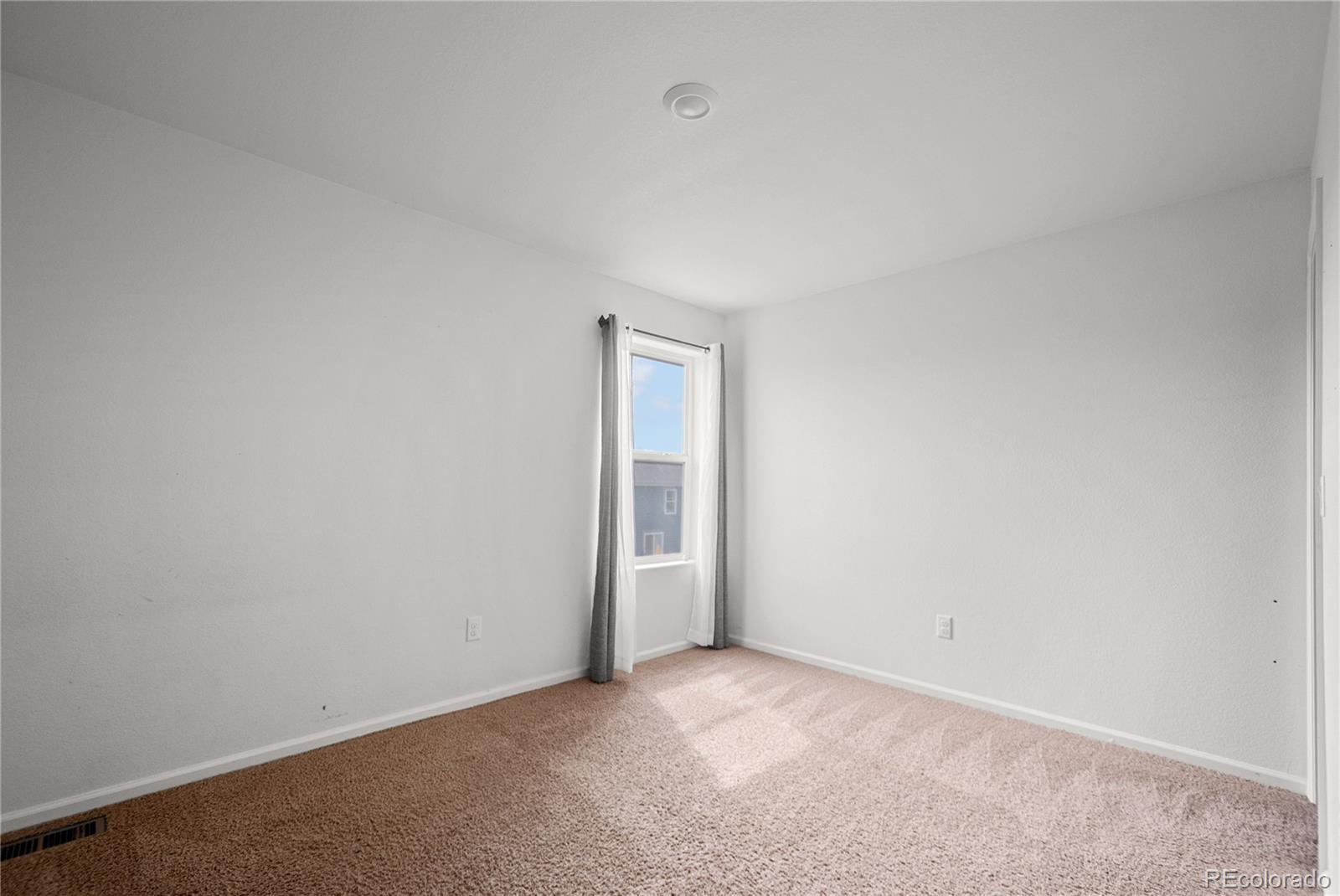 2022 Monte Vista Drive