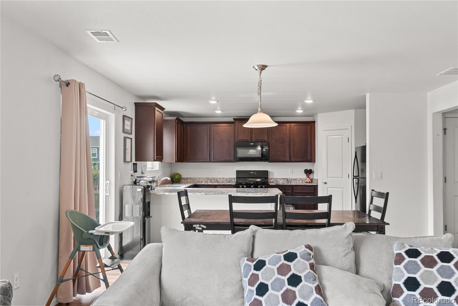 2022 Monte Vista Drive