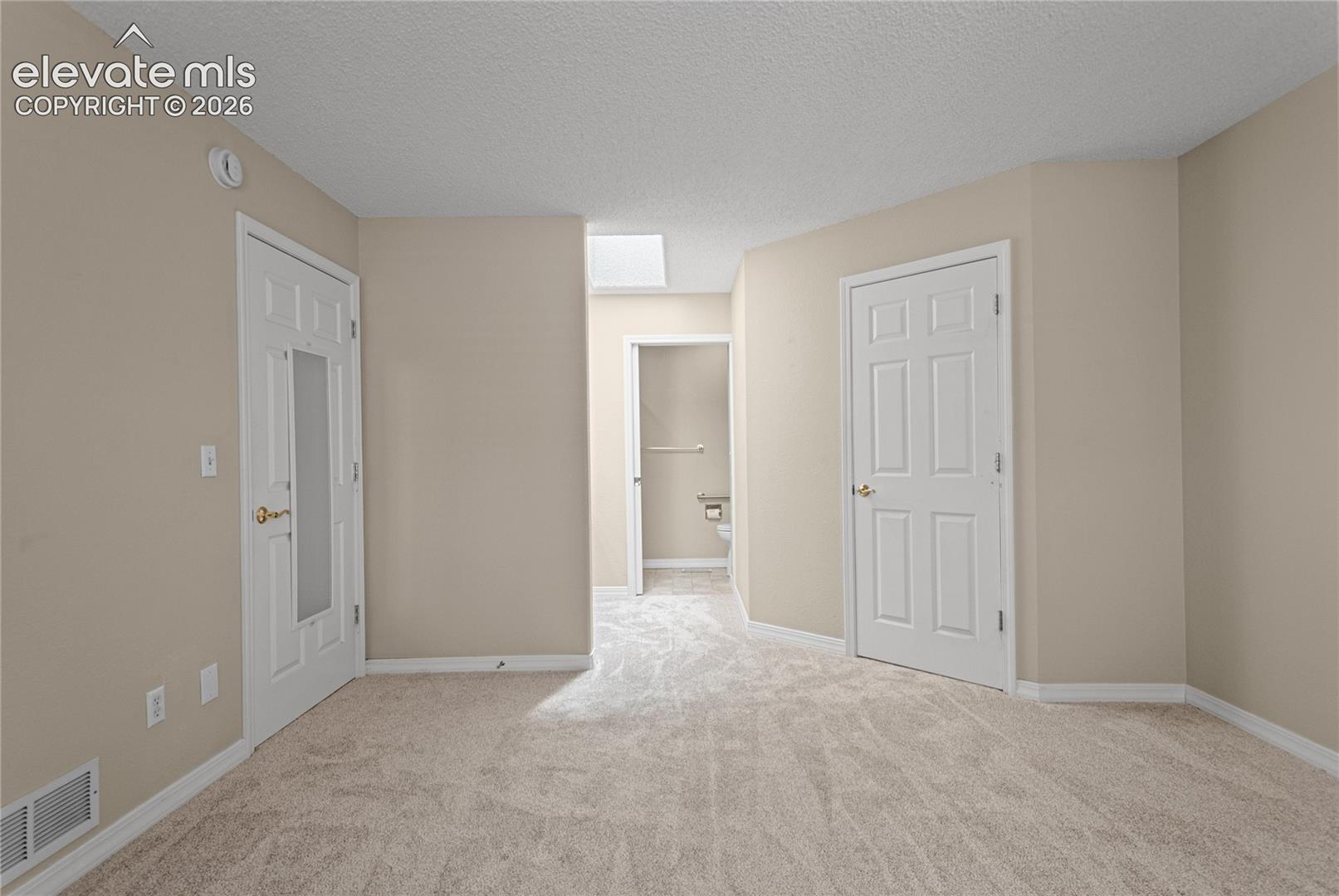 6175 Daylight Point