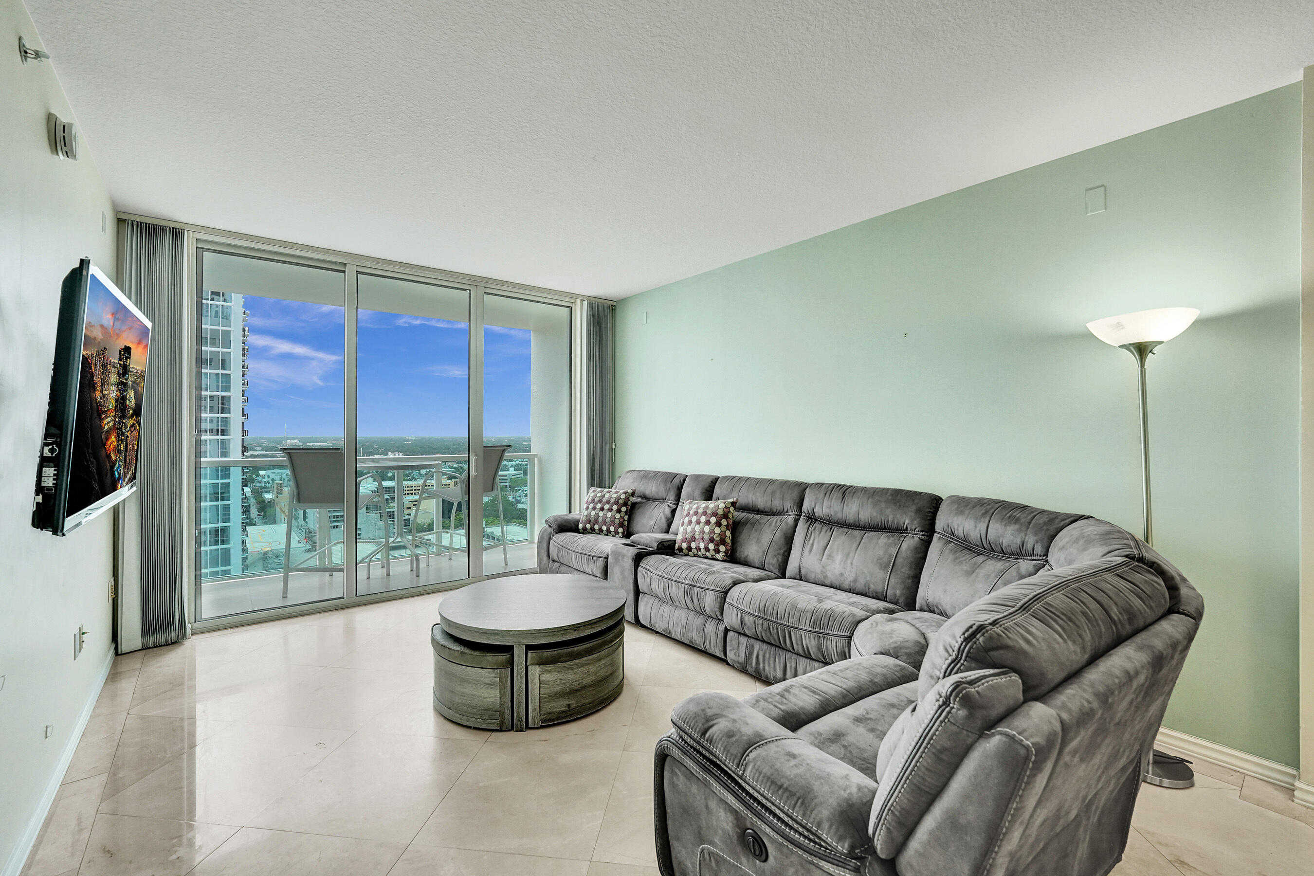 350 SE 2nd Street 2480