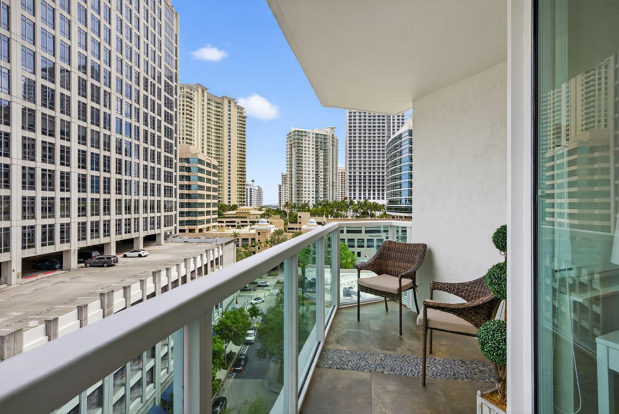 350 SE 2nd Street 1030