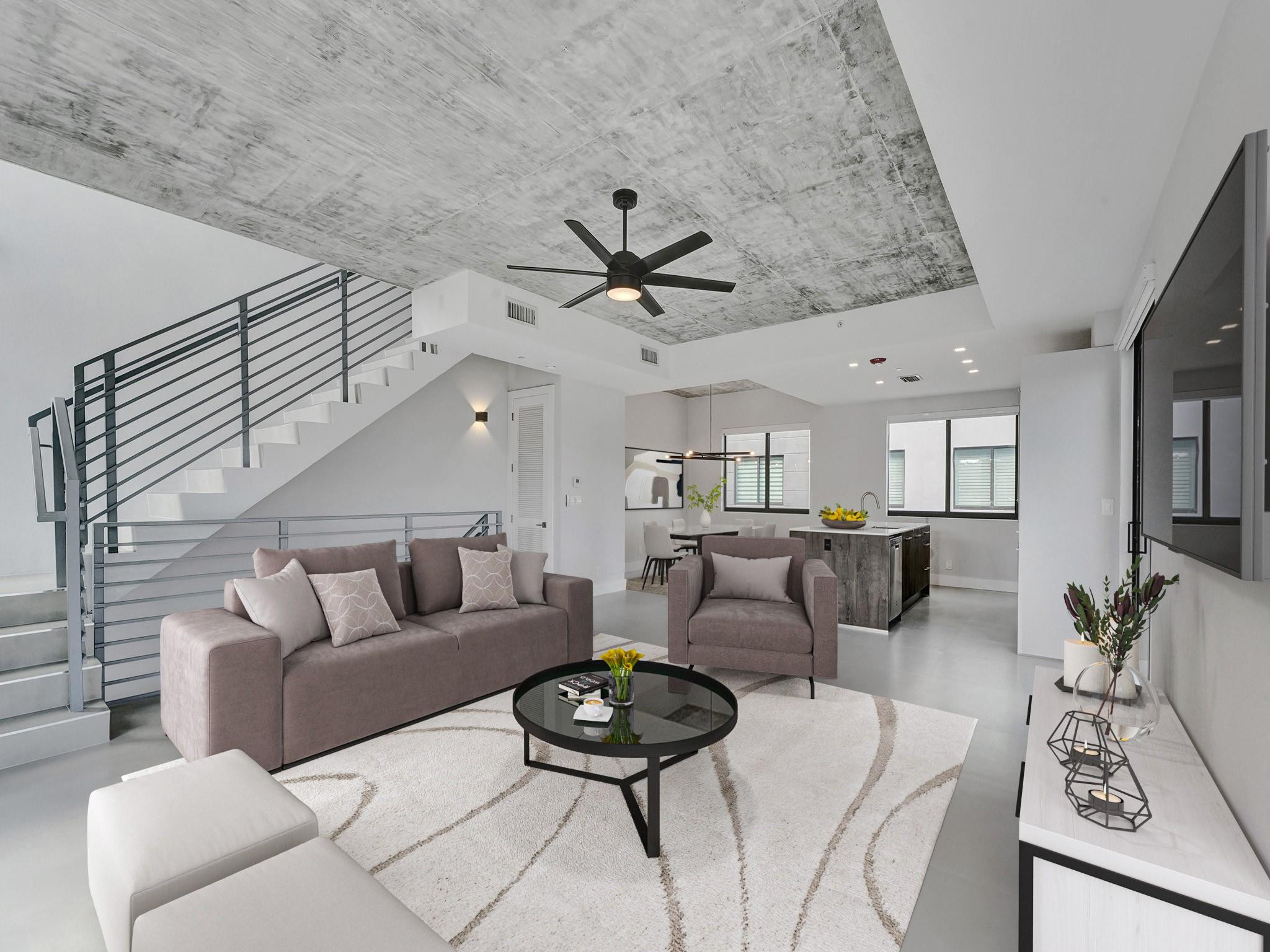 924 NE 4th Street