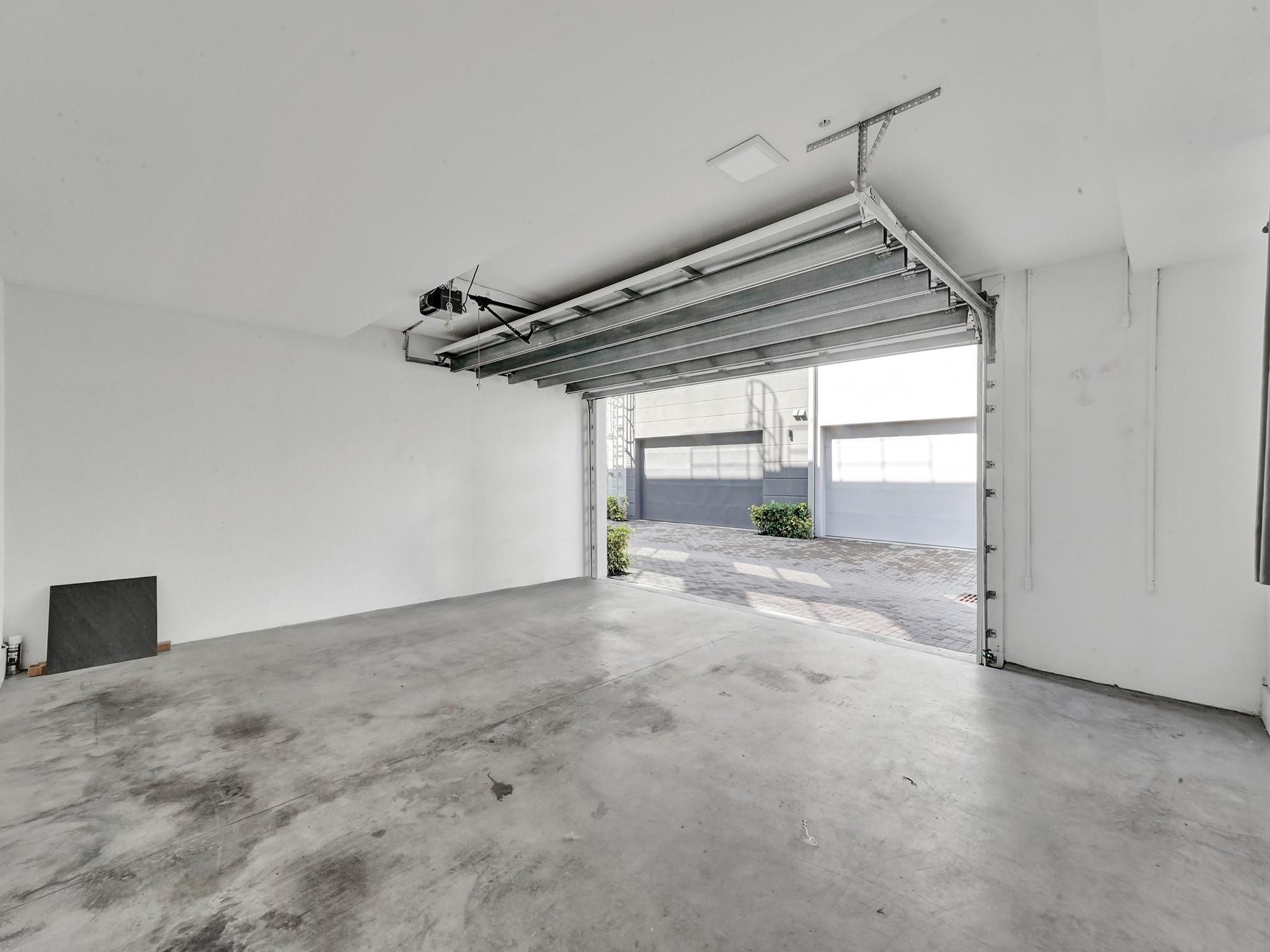 924 NE 4th Street