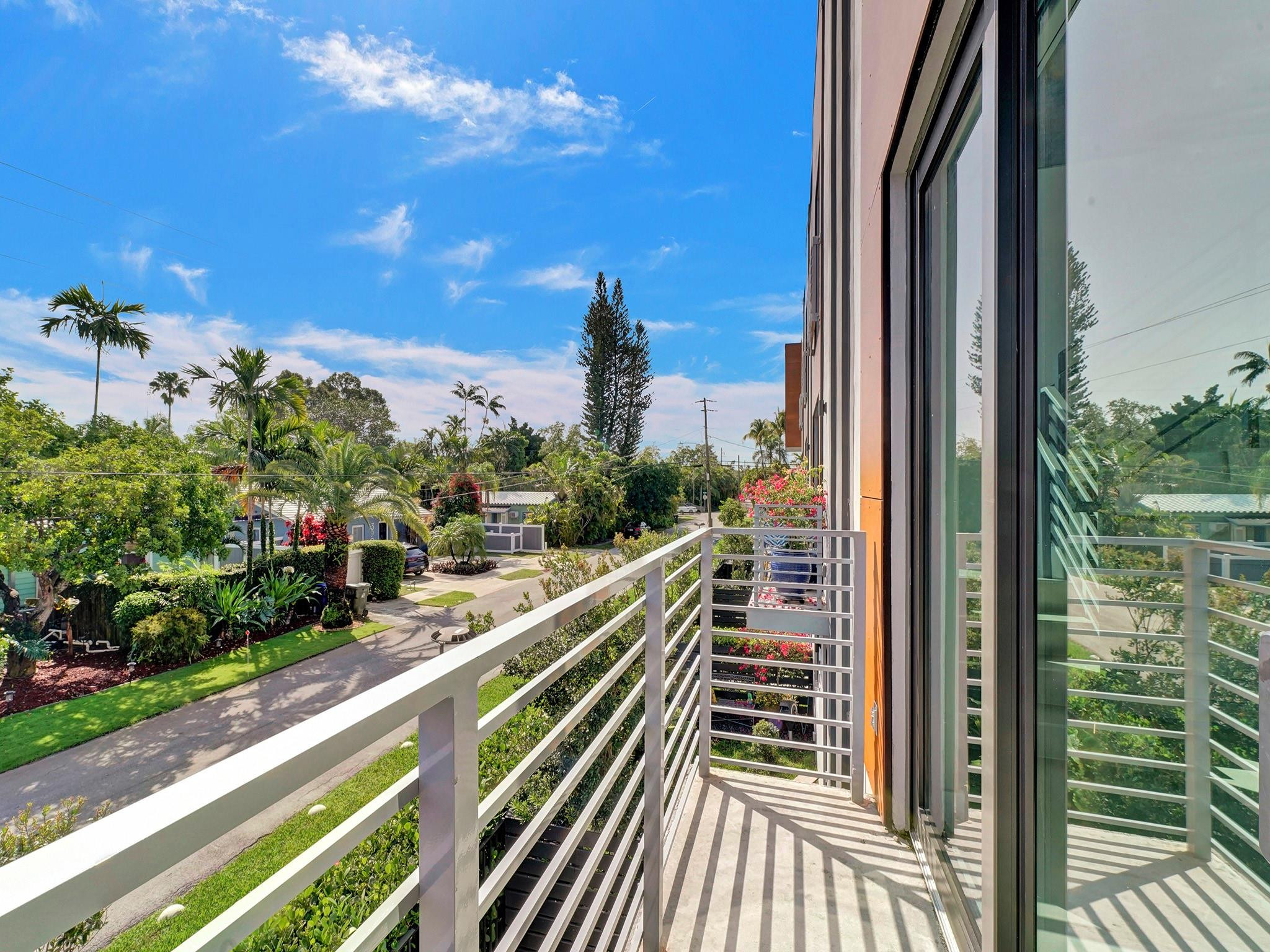 924 NE 4th Street