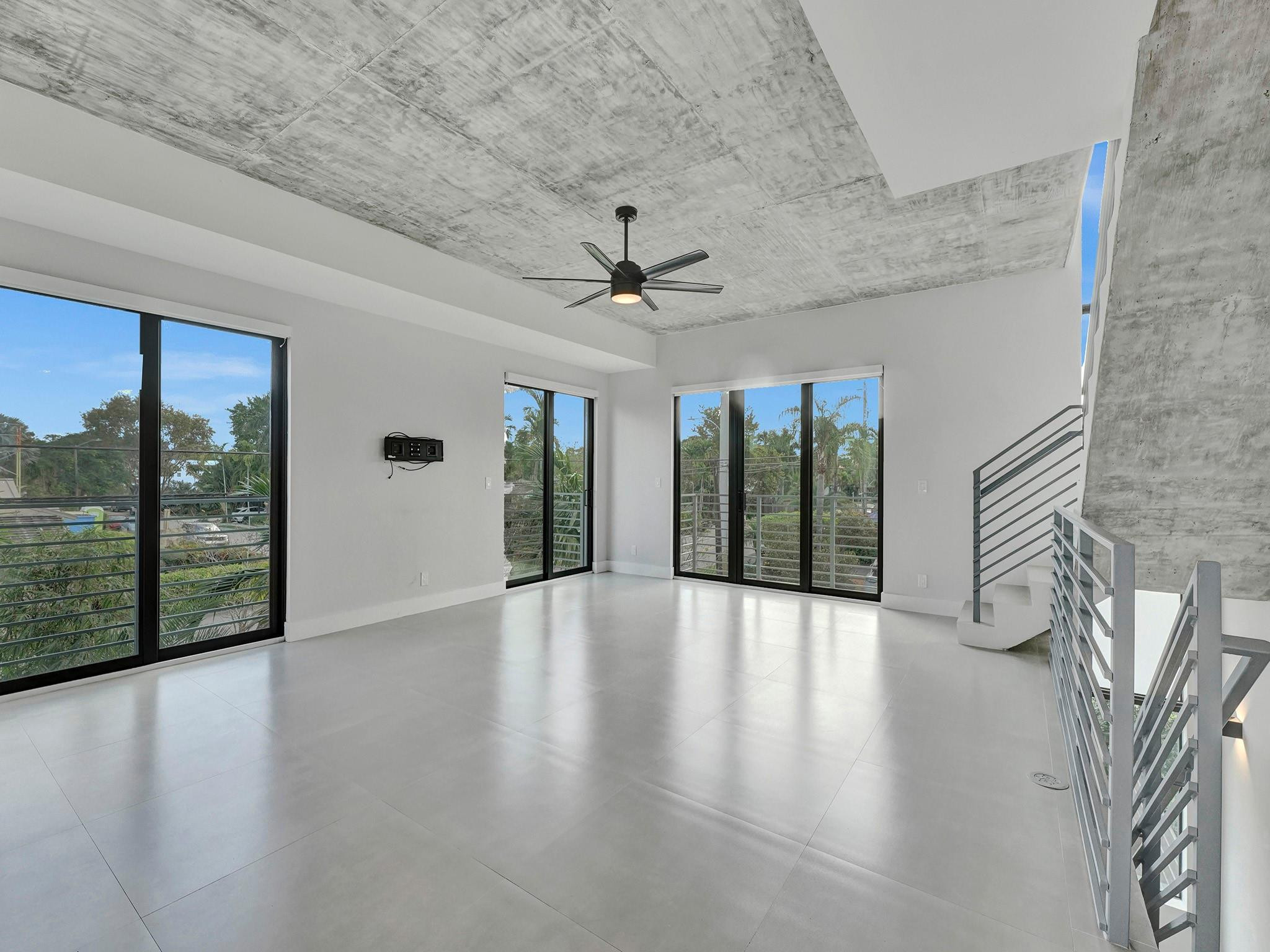 924 NE 4th Street