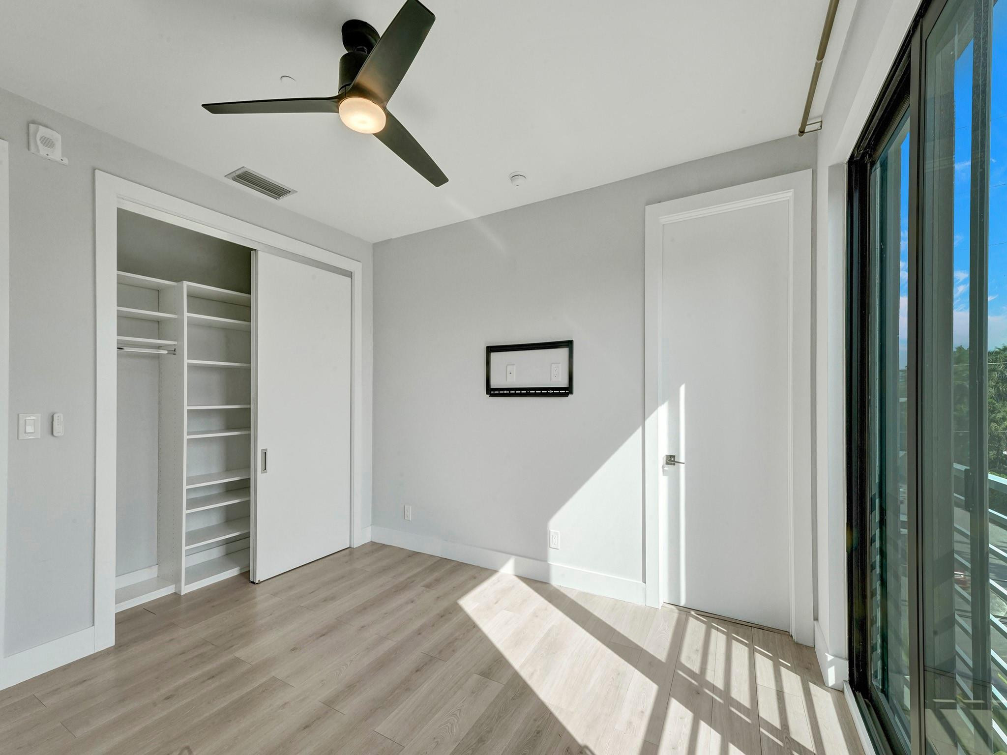 924 NE 4th Street