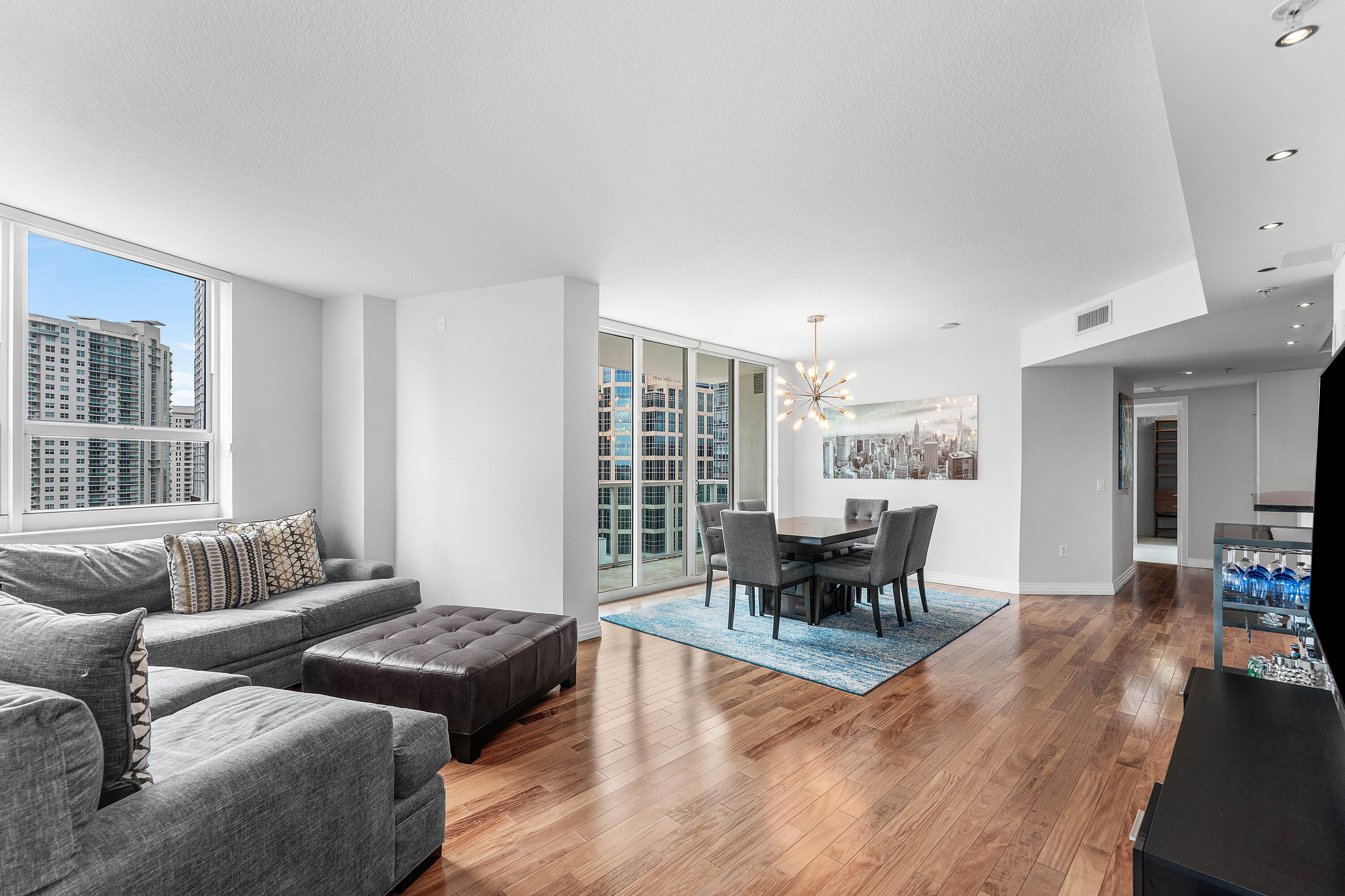 350 SE 2nd Street