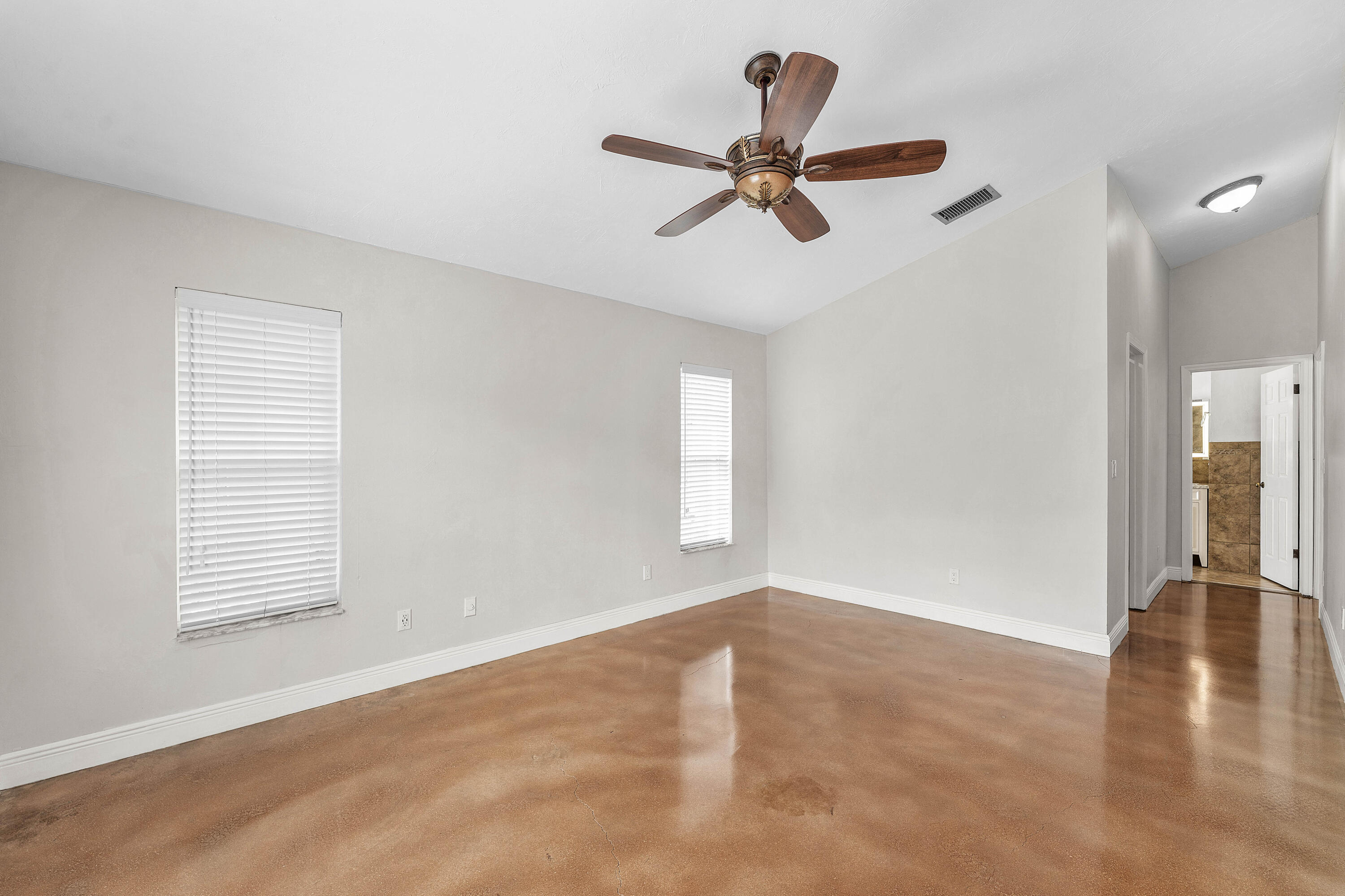 3145 W Quayside Drive